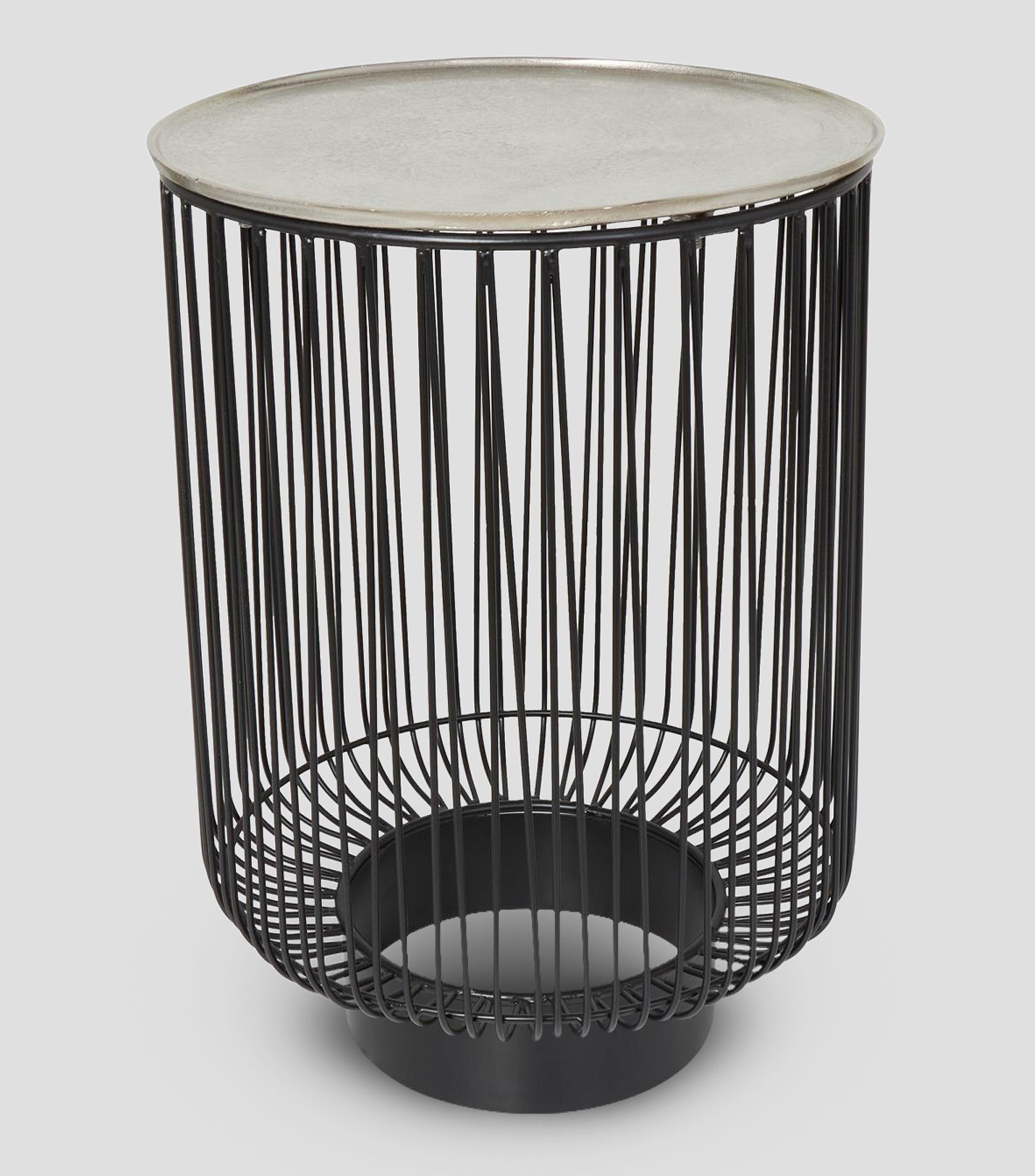 Mesa auxiliar en aluminio plateado