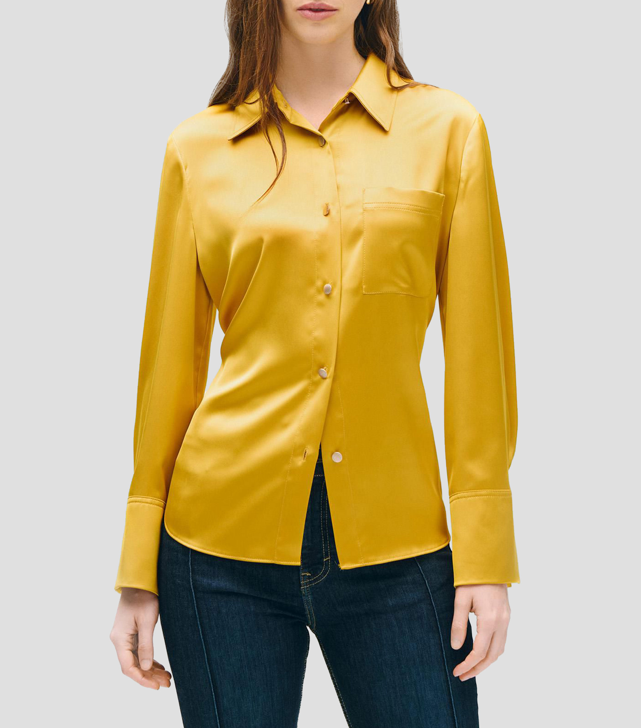 Blusa camisera de satín oro bolsillo parche puño ancho Mujer