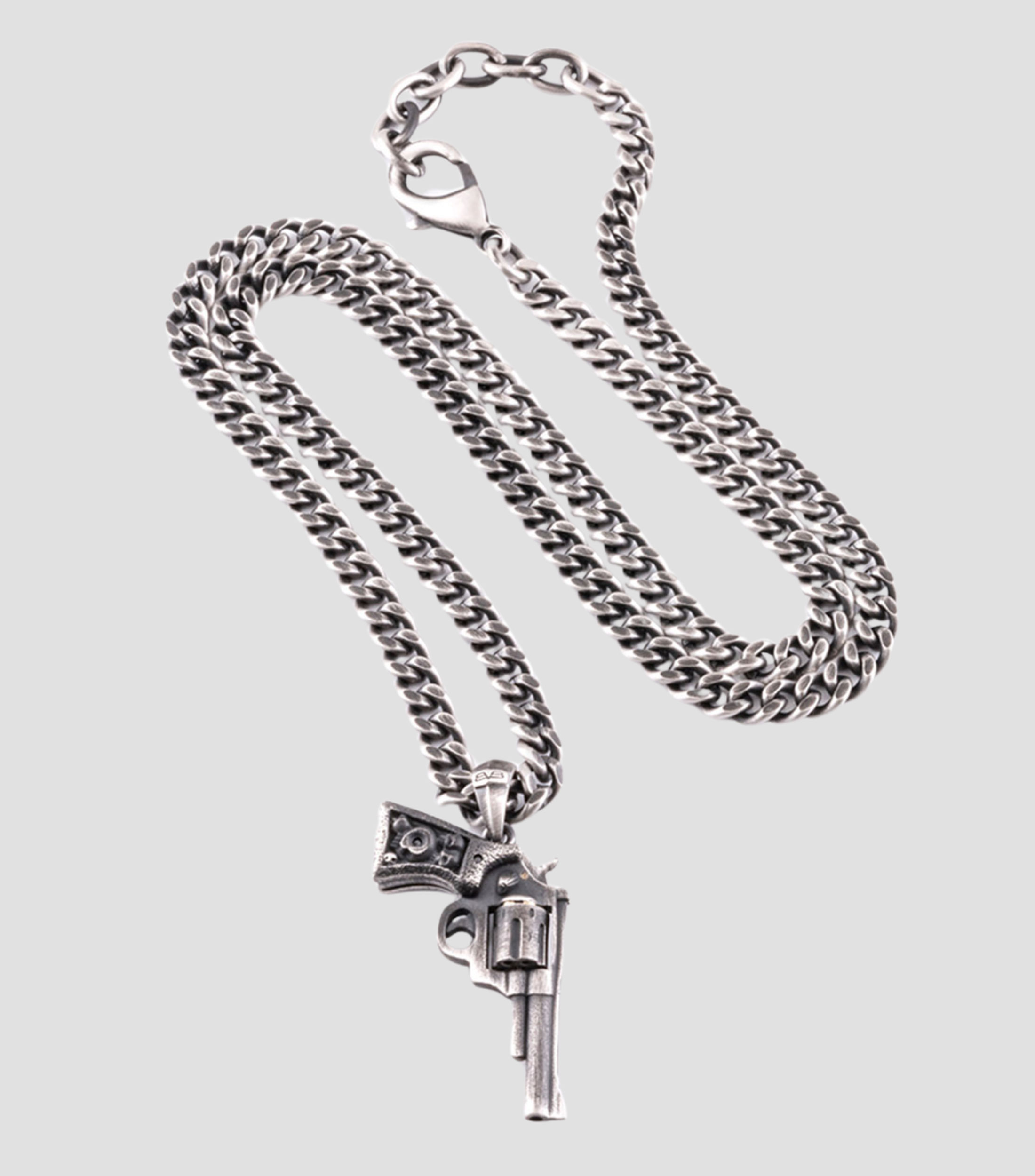 Collar con Pistola Hombre
