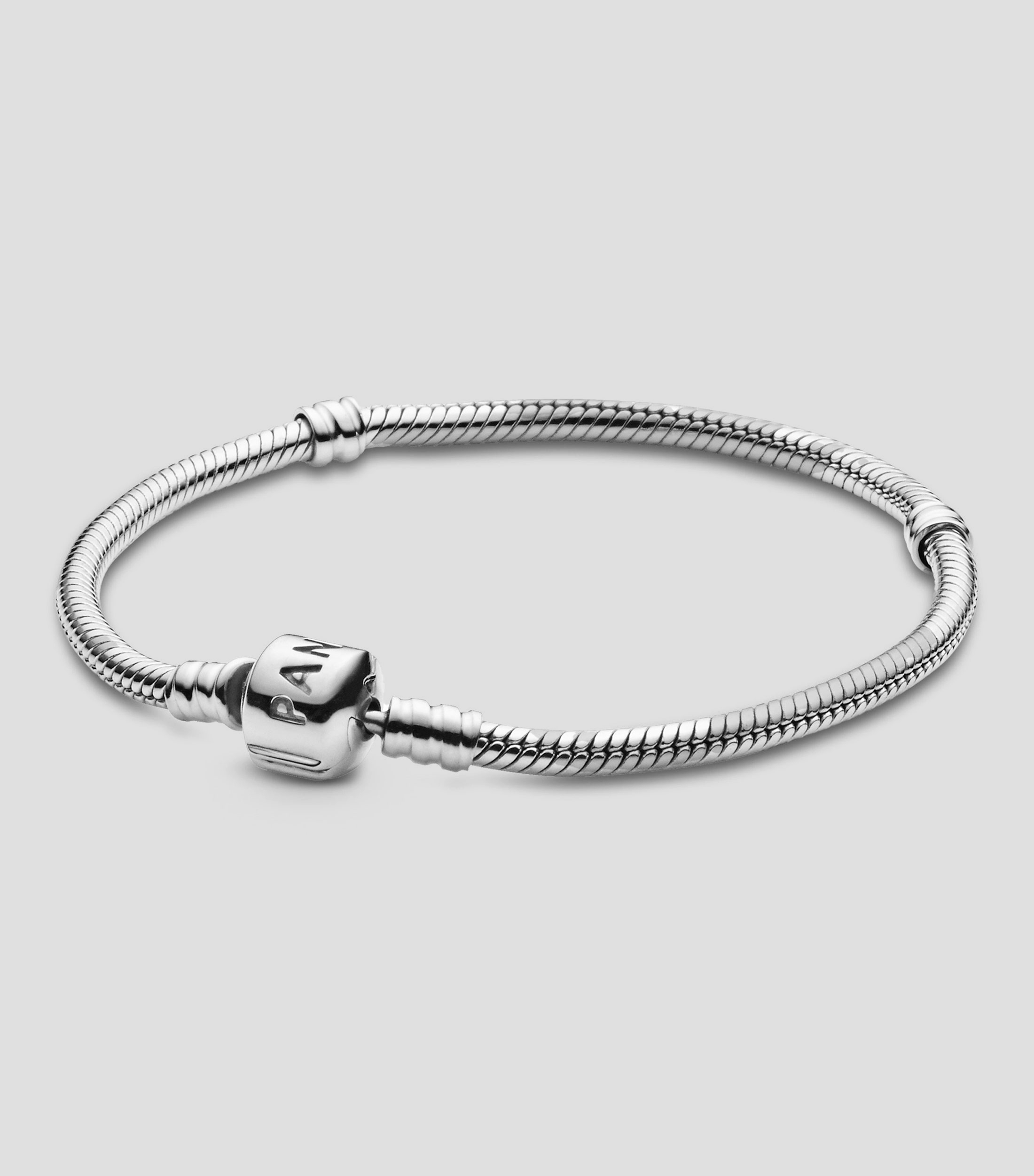 Brazalete en Plata .925 Pandora Moments 17 cm Mujer Talla 17 cm