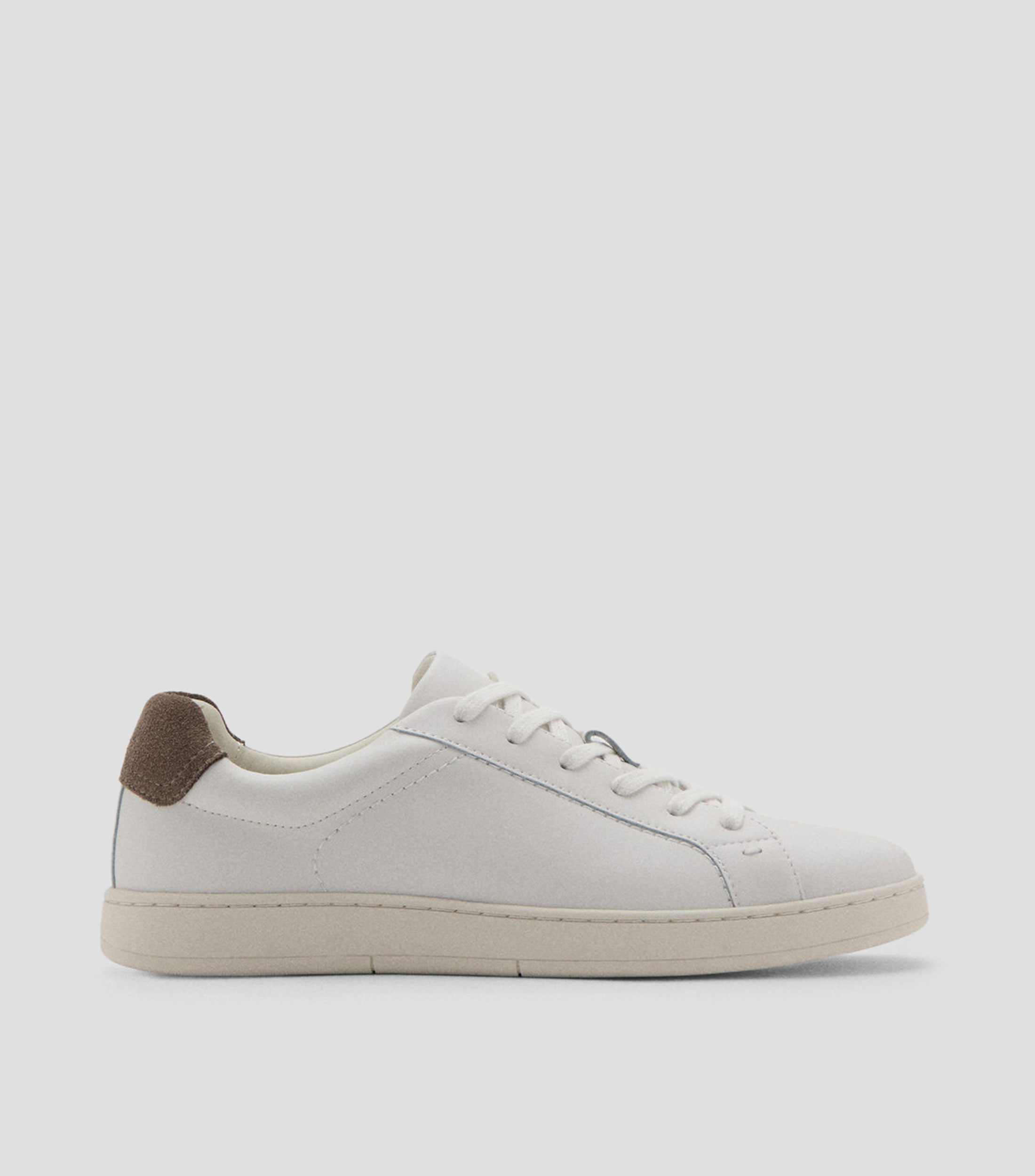 Tenis casuales en piel Hombre