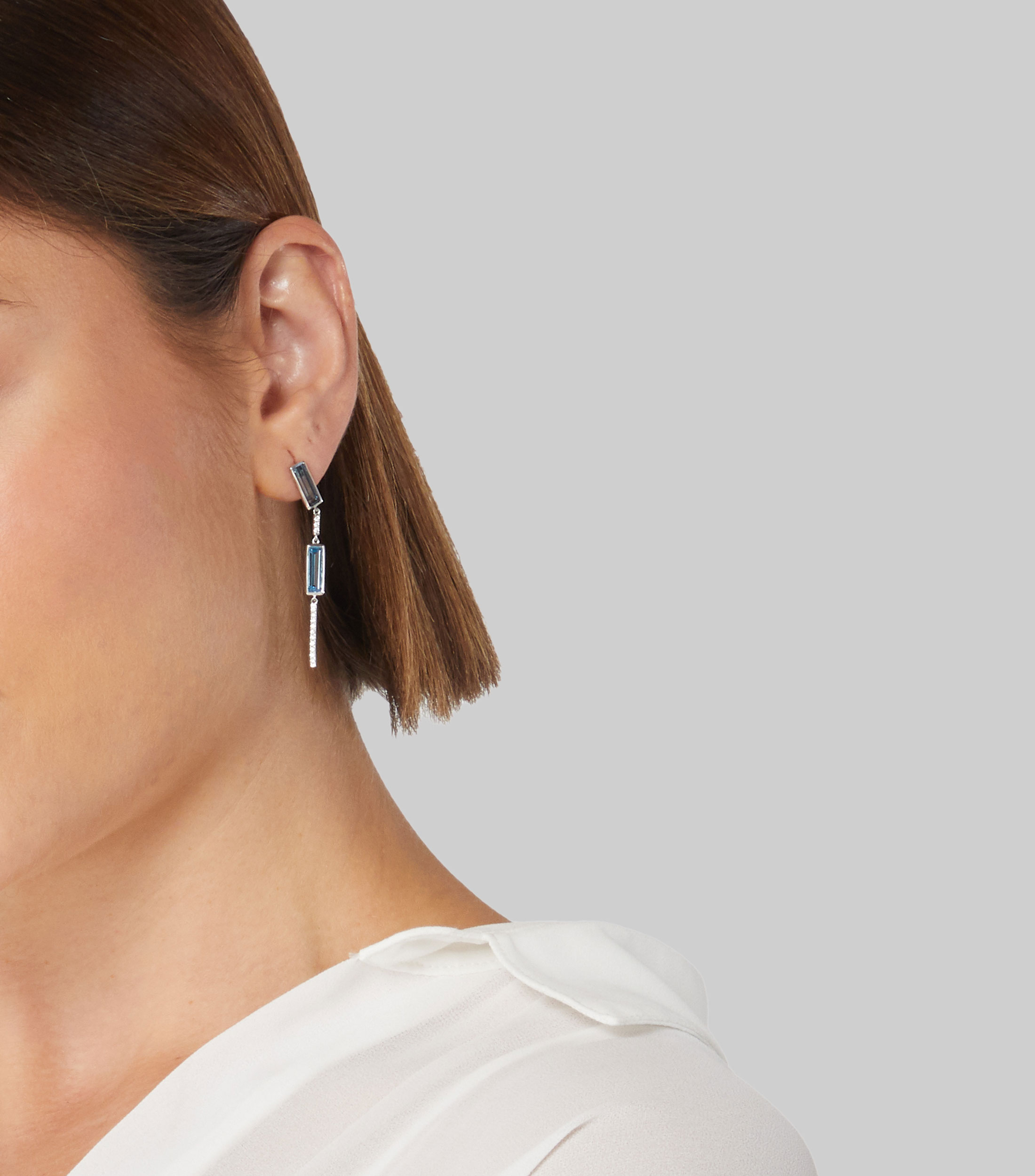 Pendientes en oro blanco de 14 kilates con diamantes y topacio Mujer
