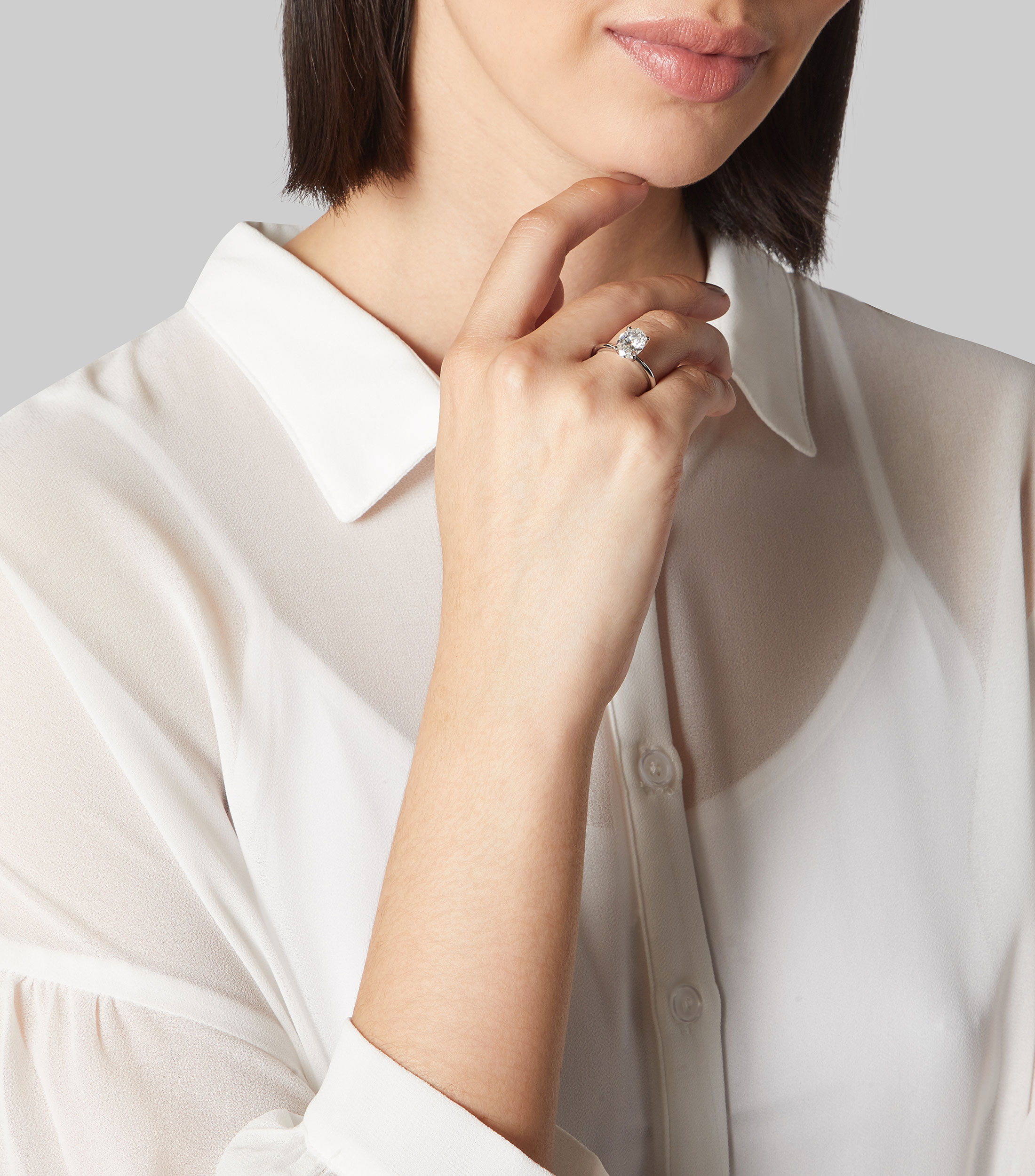 Anillo solitario en oro blanco de 14 kilates con diamante Mujer