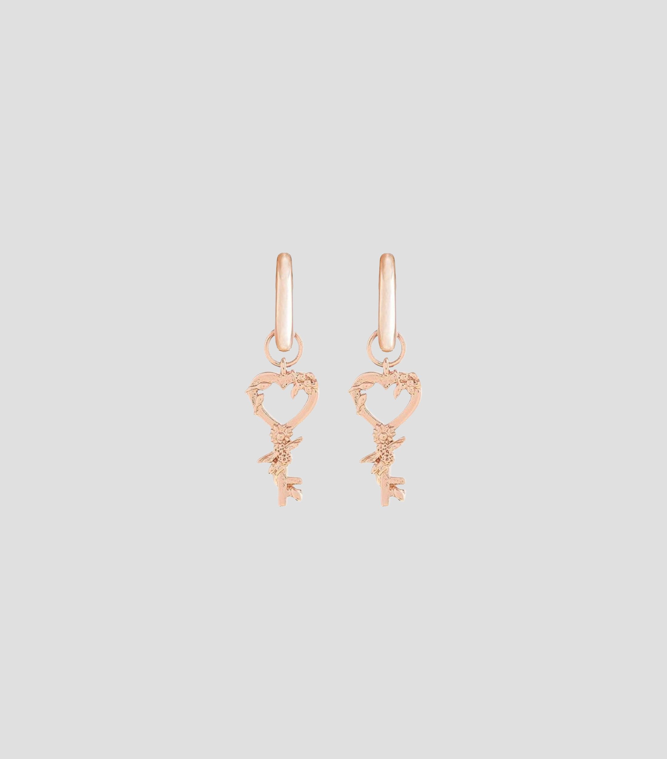 Aretes en Plata Celebration Huggies Mujer