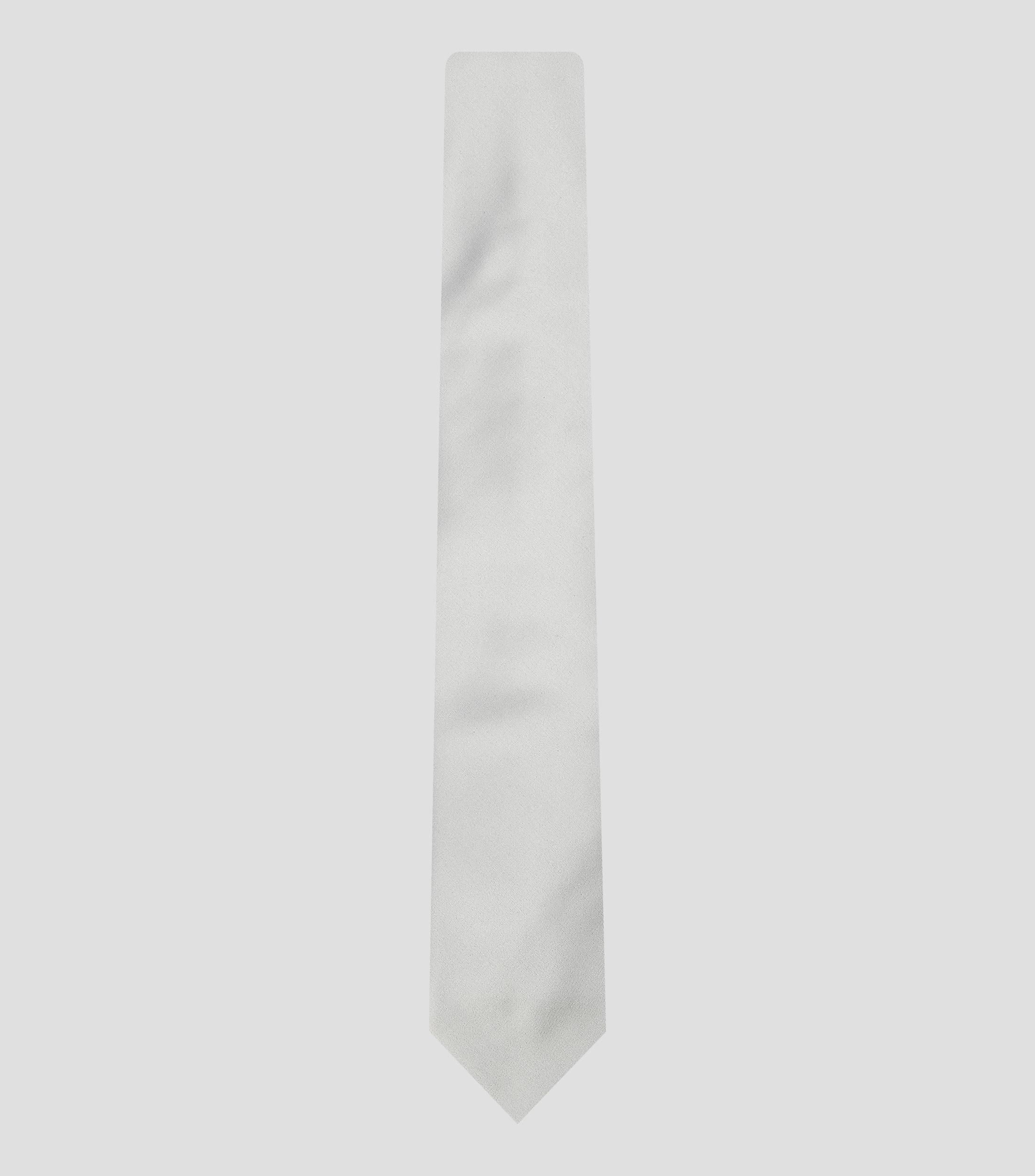 Corbata ancha liso