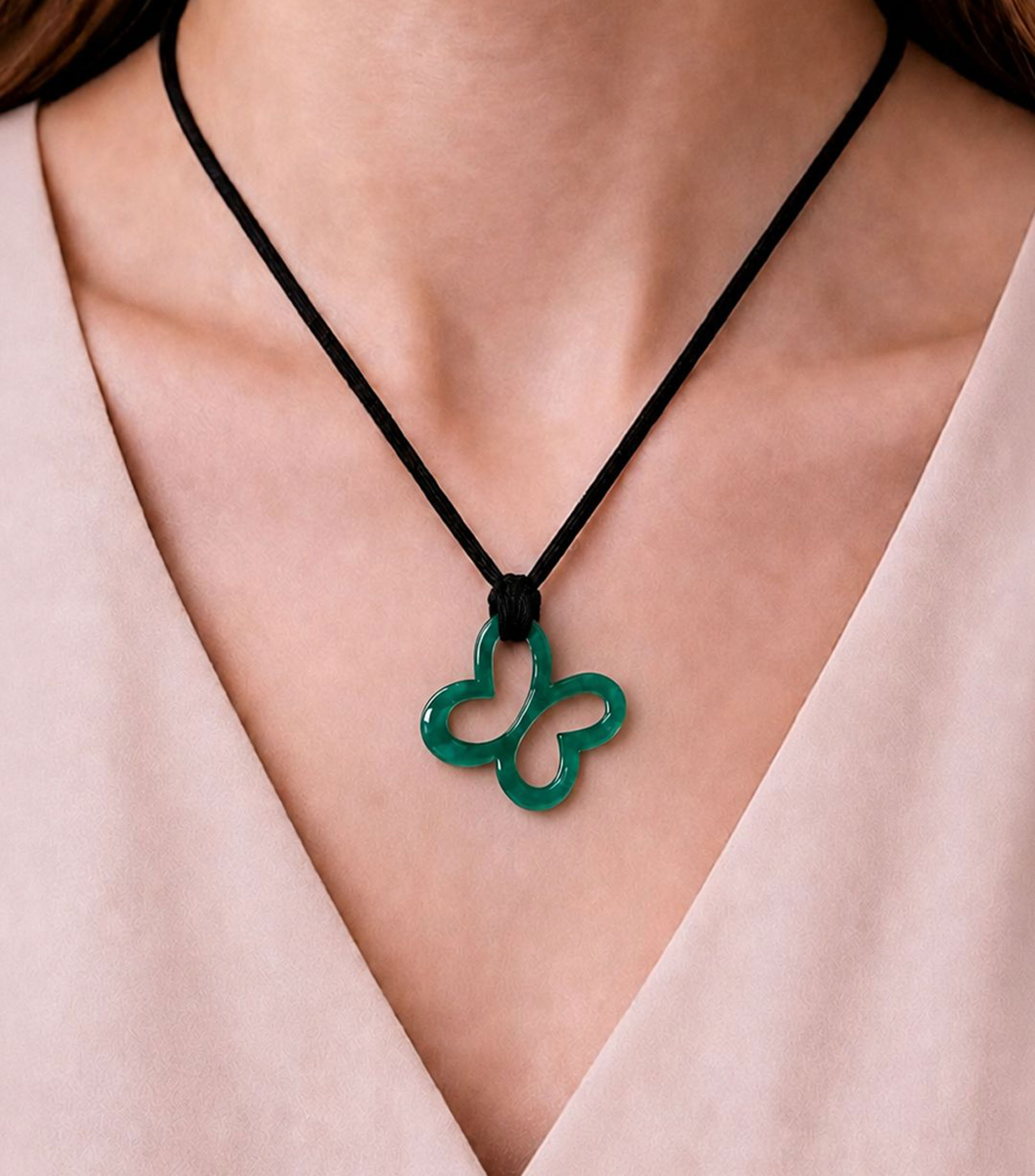 Dije mariposa en ágata verde Mujer
