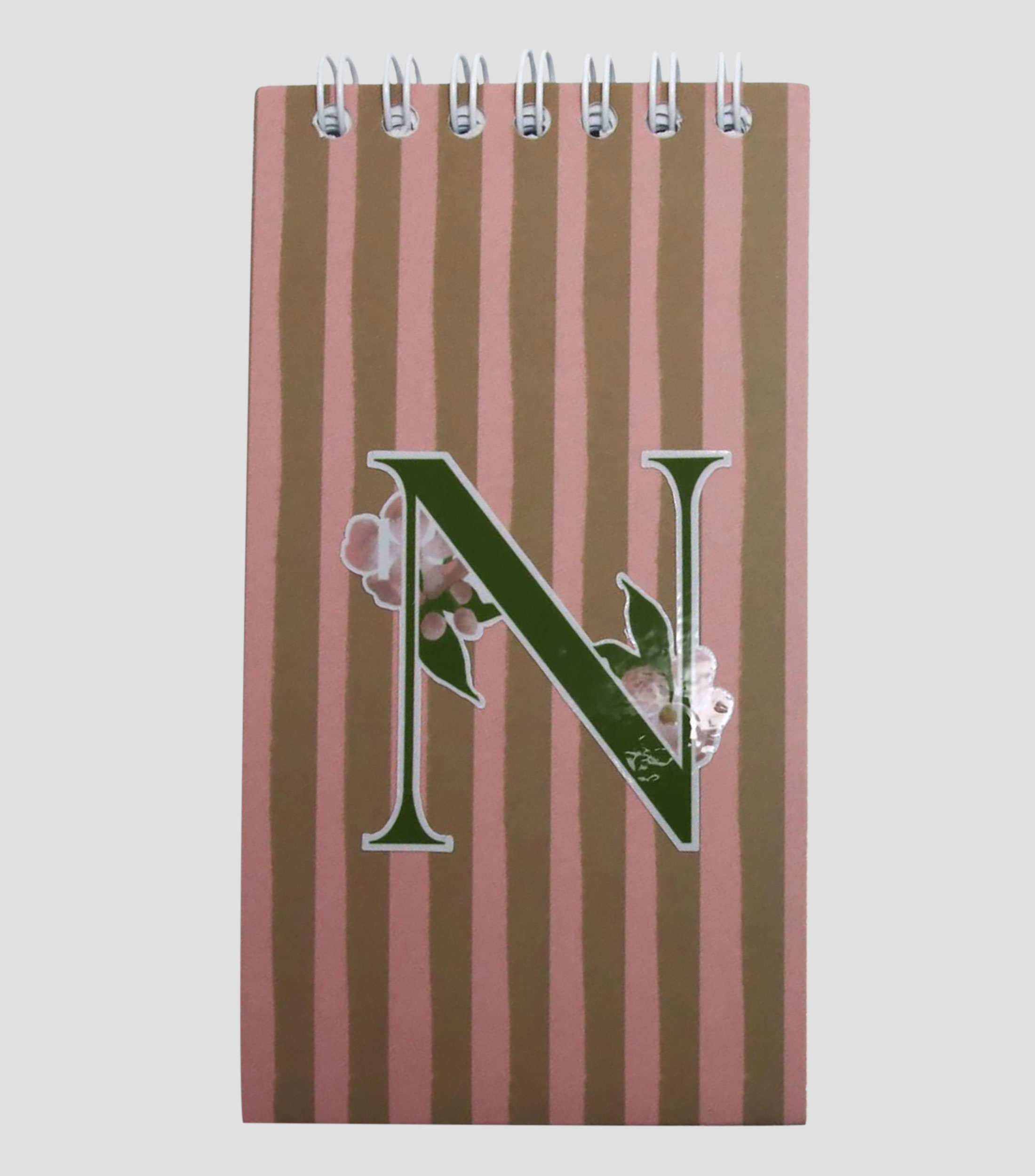 Libreta chica inicial "N", hojas raya