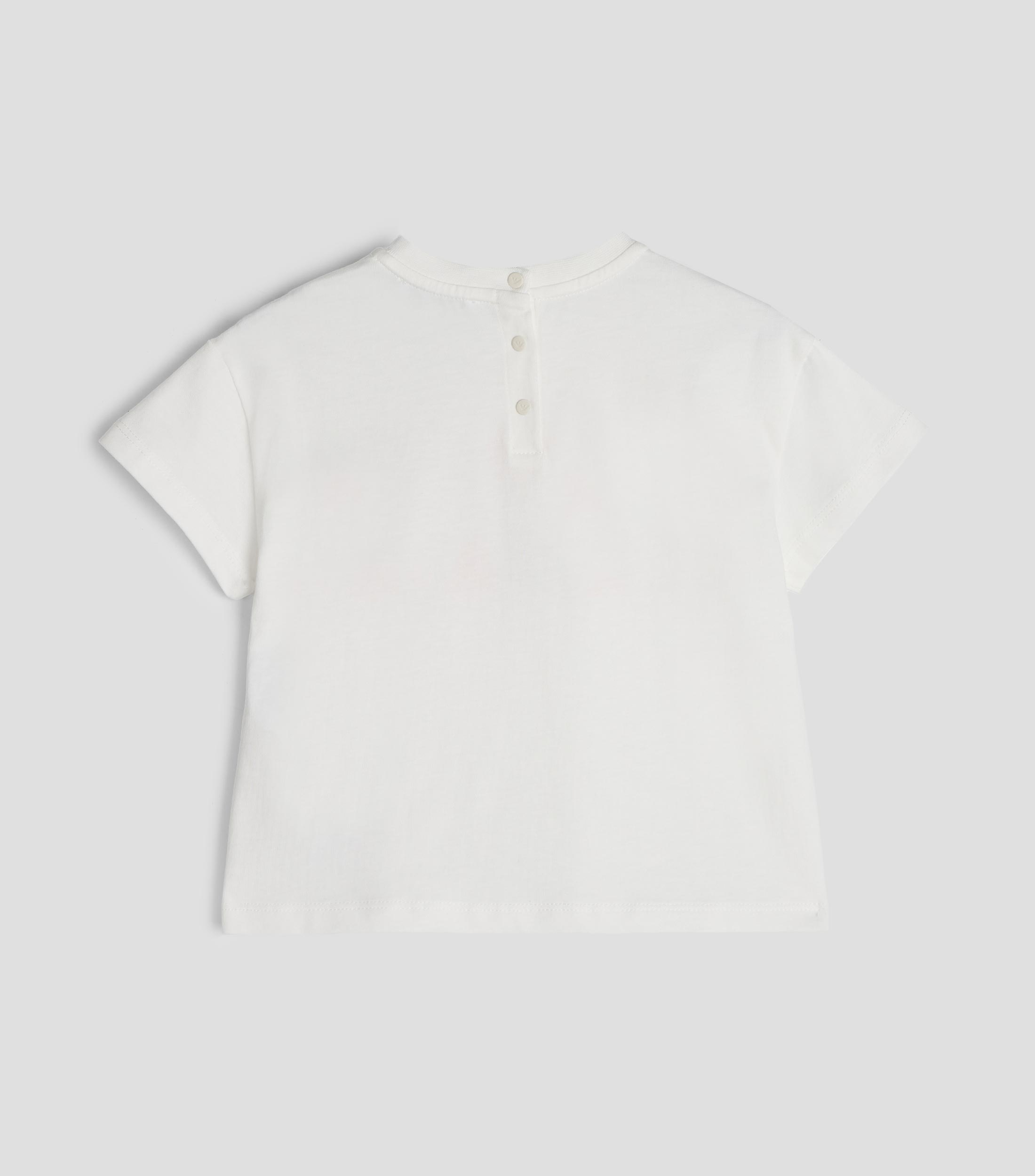 Playera de cuello redondo con manga corta con bordado Niña