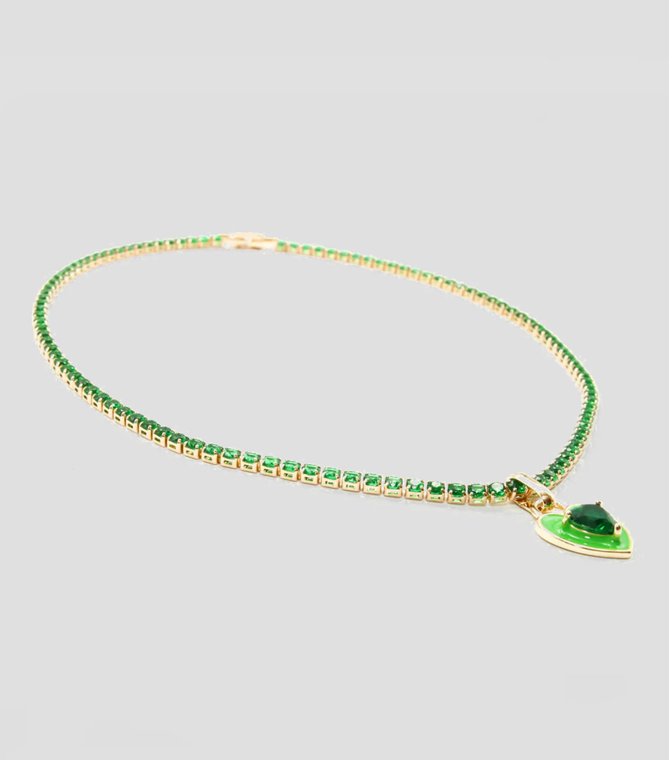 Collar con dije de corazón Mujer