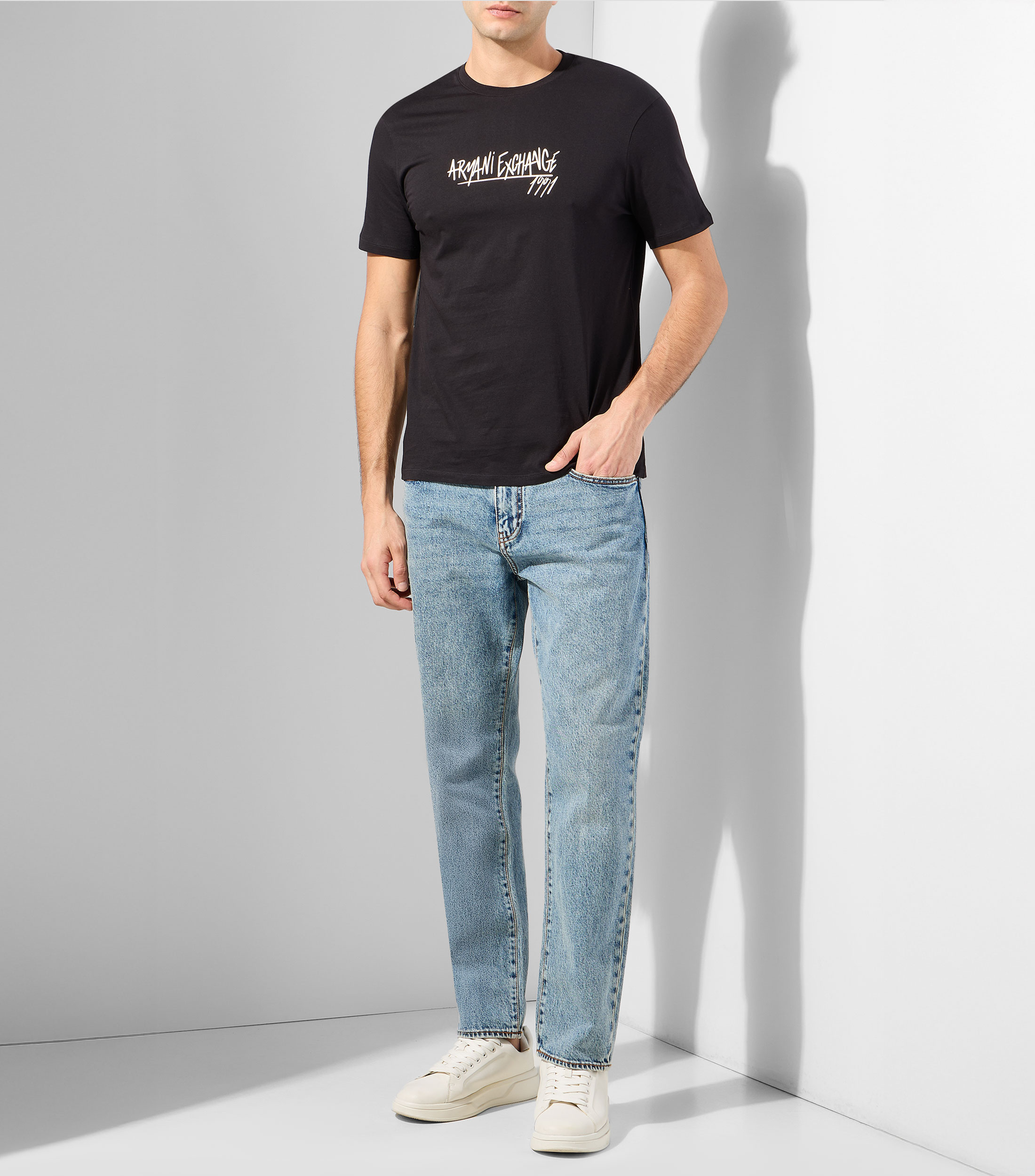 Playera cuello redondo manga corta estampada Hombre