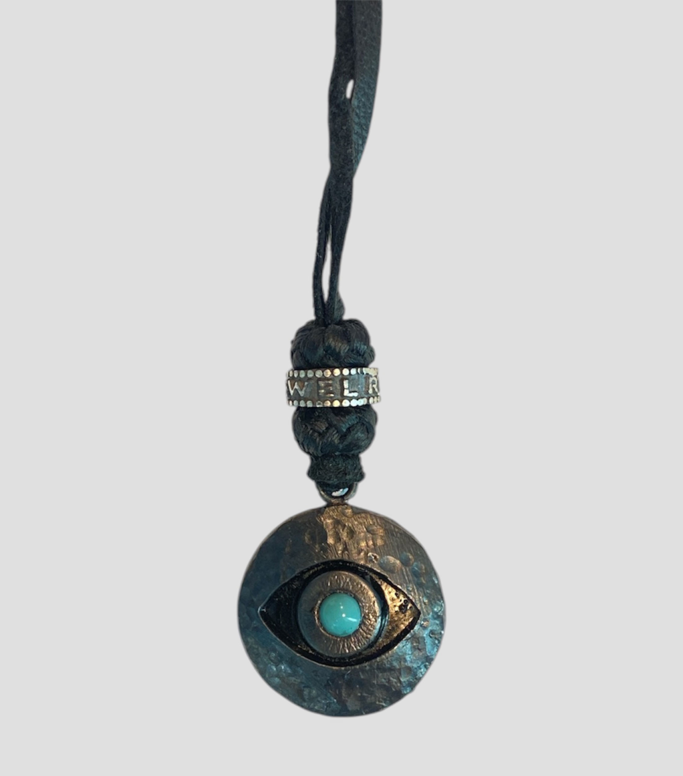 Collar con amuleto Hombre