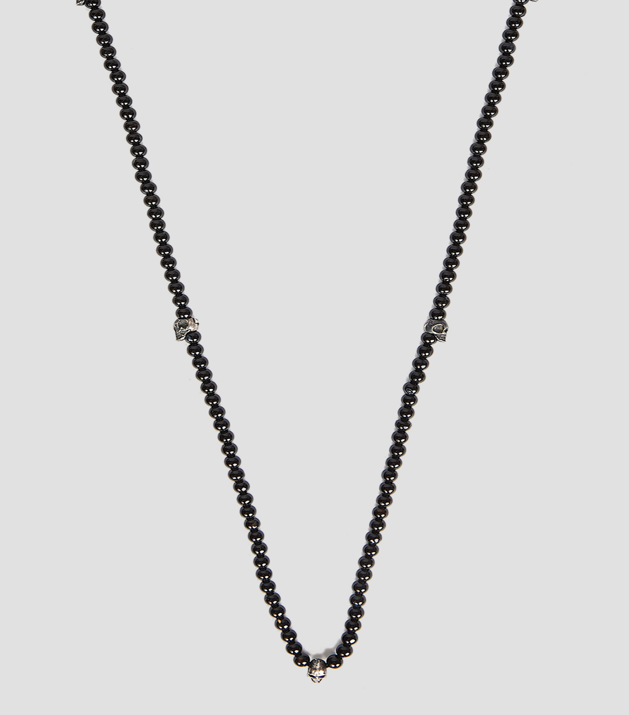 Collar de Obsidiana con 5 Calaveras Hombre