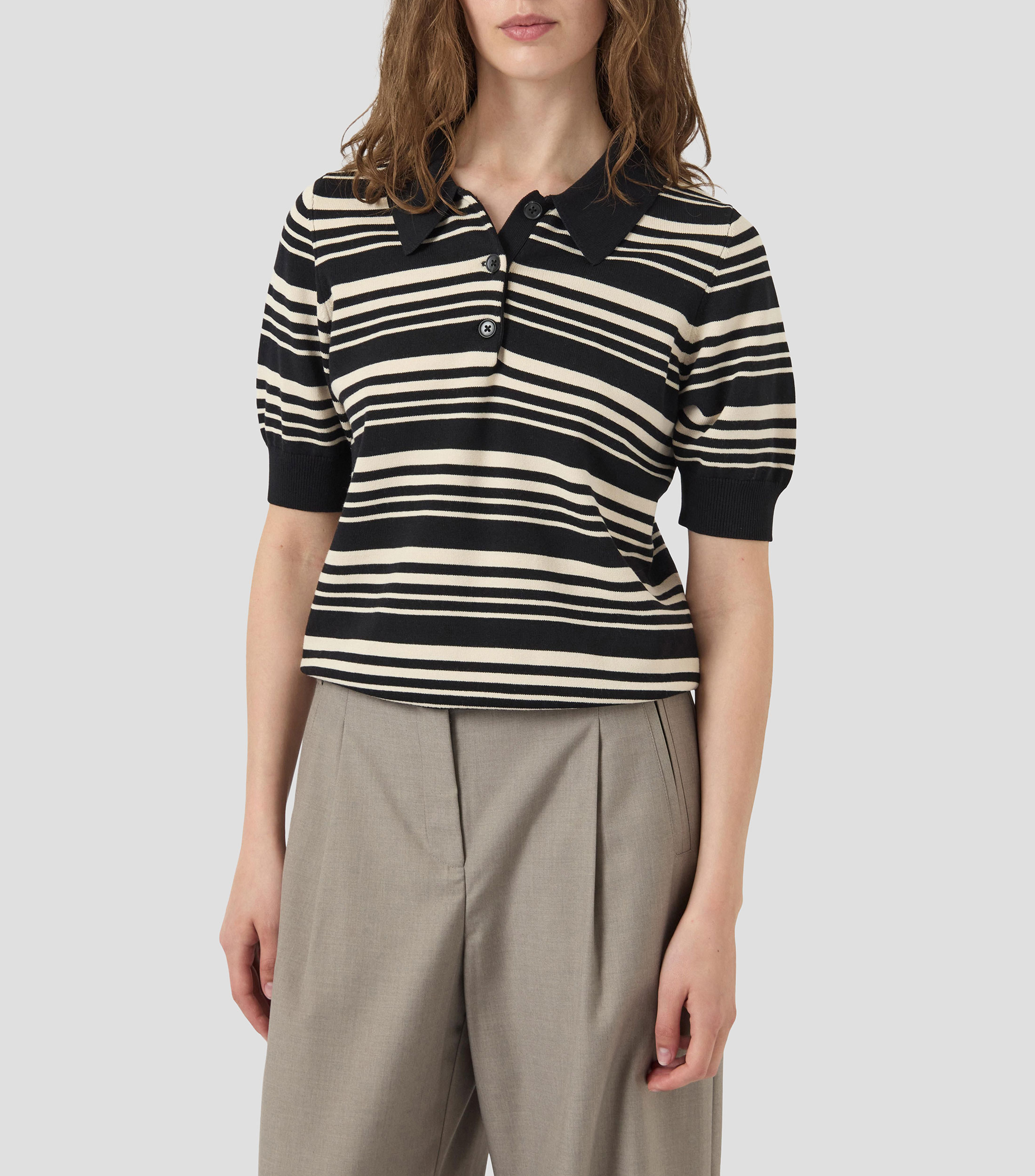 Playera tipo polo con rayas manga corta Mujer
