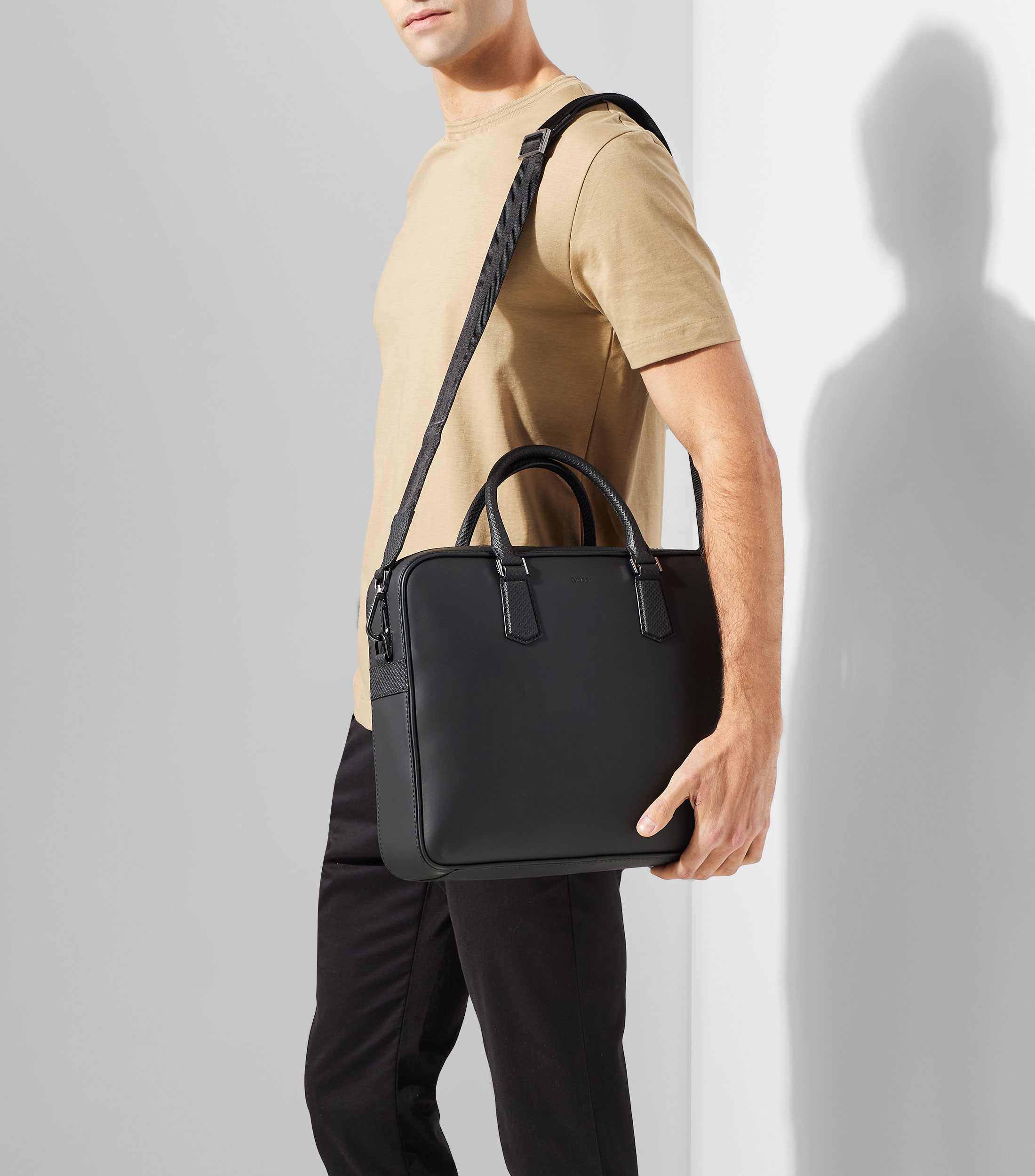 Bolso messenger liso Hombre