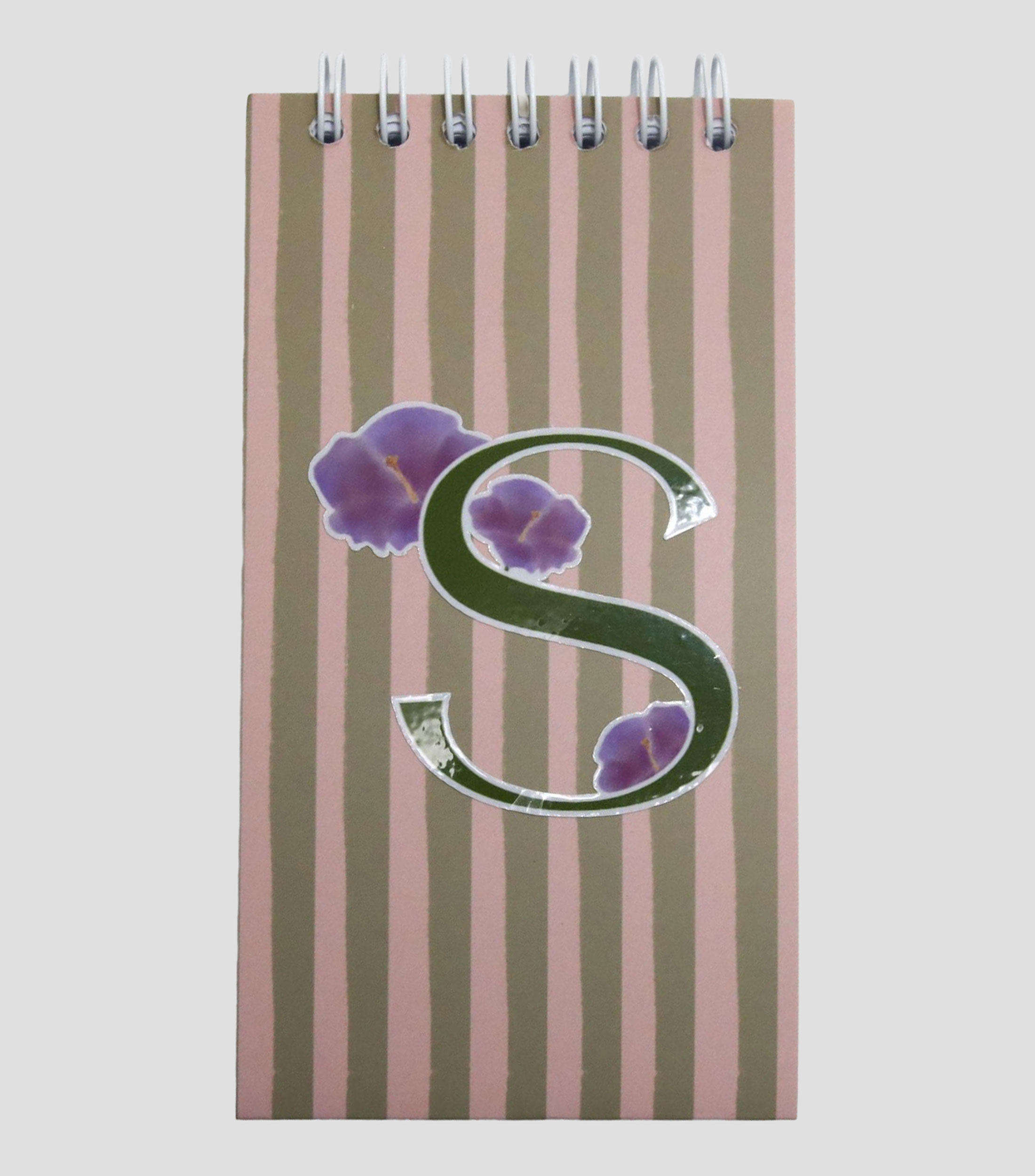 Libreta chica inicial "S", hojas raya