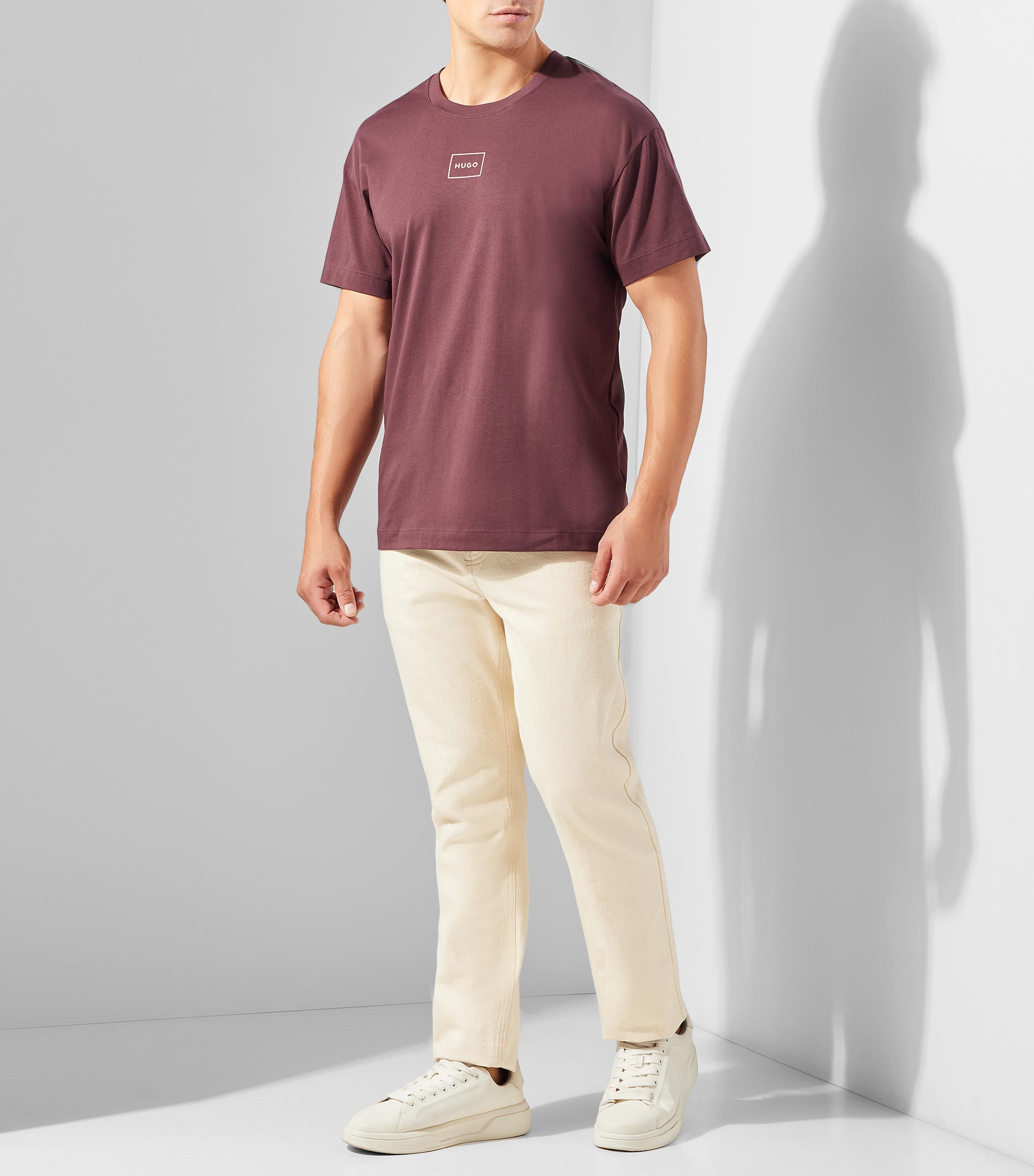 Playera cuello redondo manga corta estampada Hombre