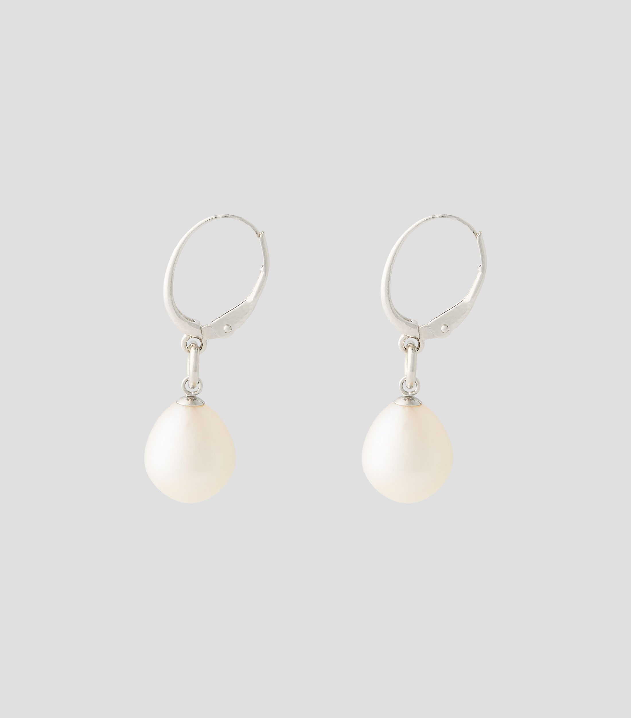 Aretes con perla Mujer