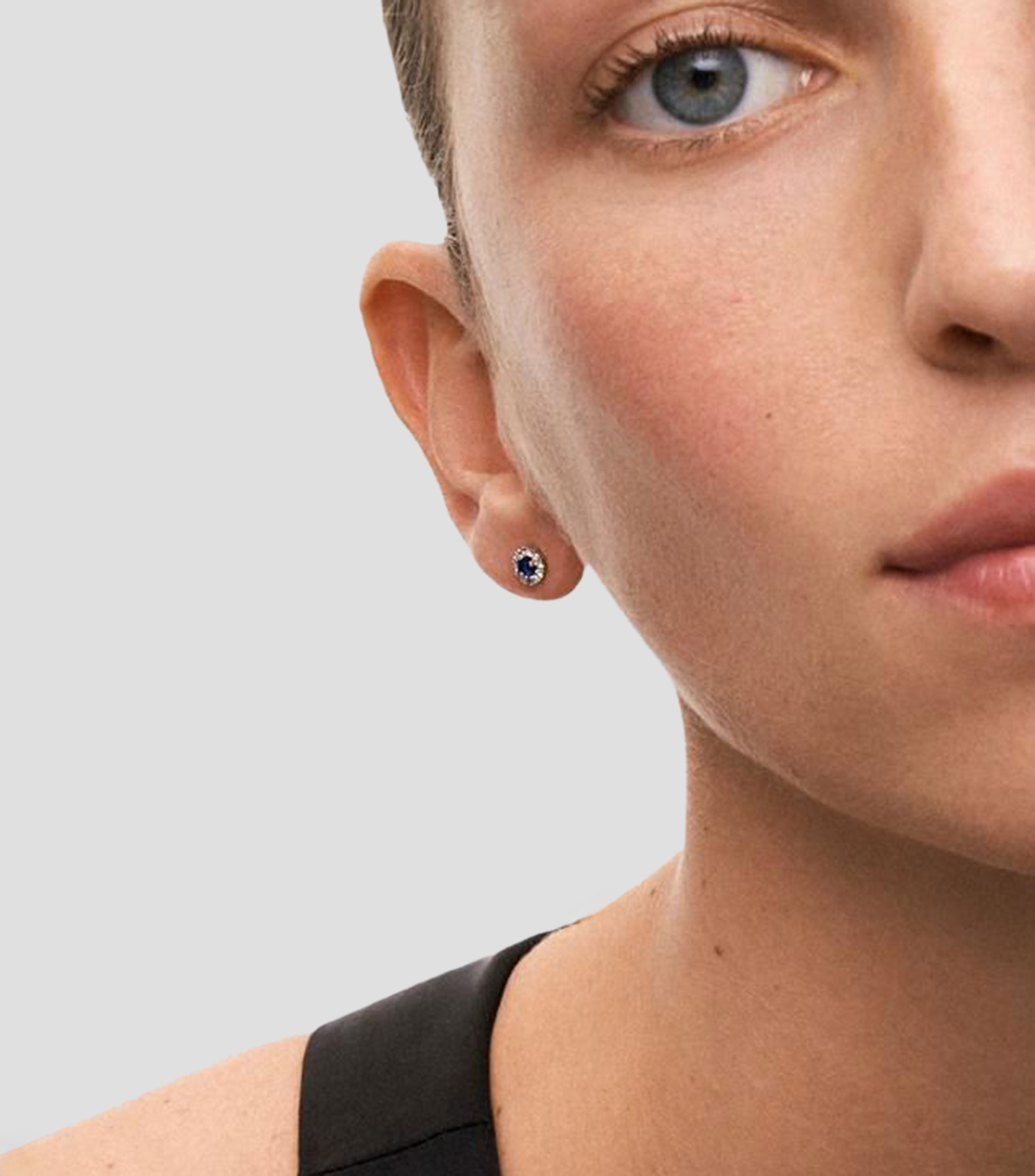 Aretes en oro blanco de 18 kilates Big Three con zafiros y diamantes Mujer