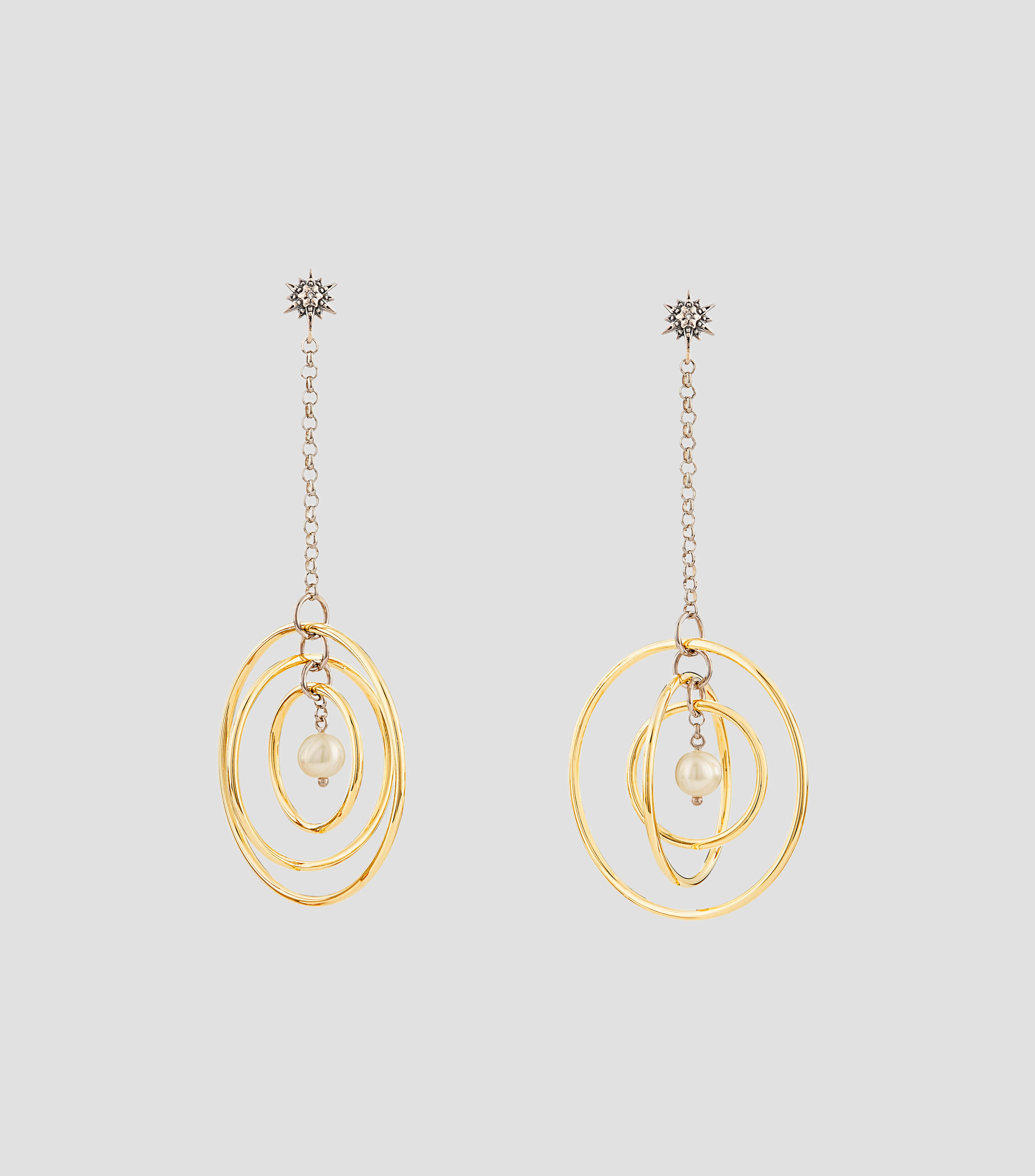 Aretes en oro amarillo con perlas Mujer