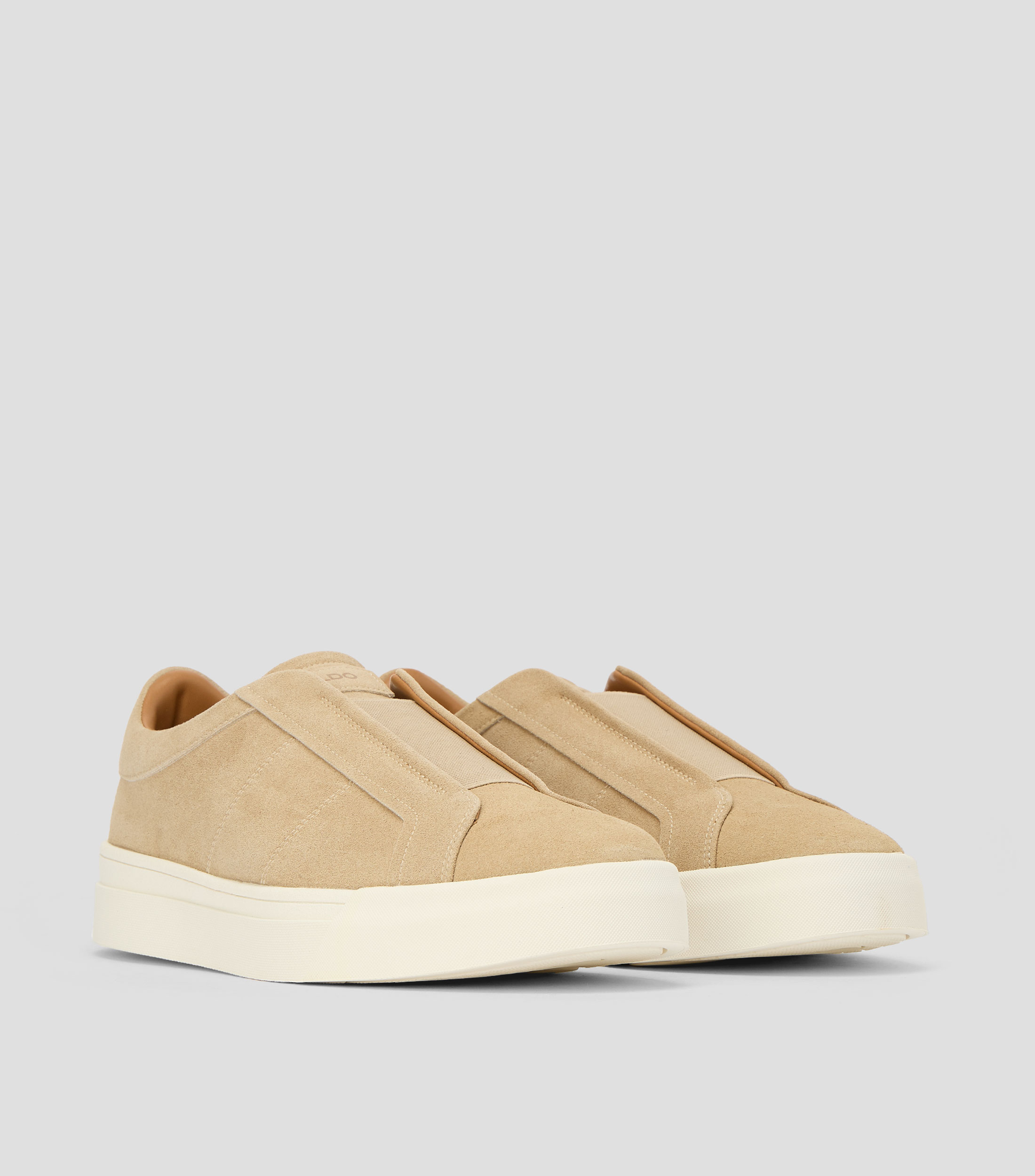 Tenis casuales en piel Hombre