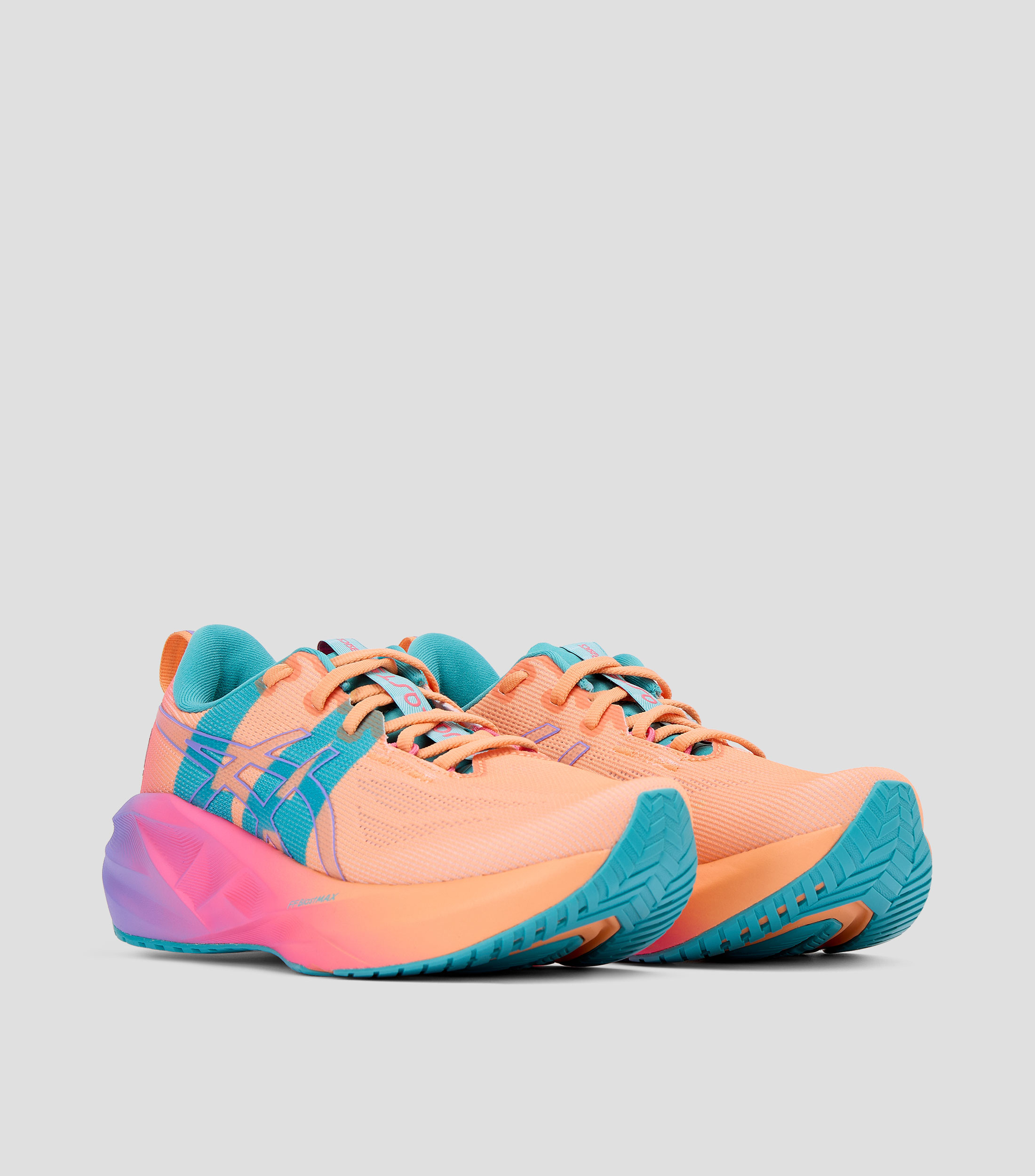 Tenis para correr Novablast 5 Mujer