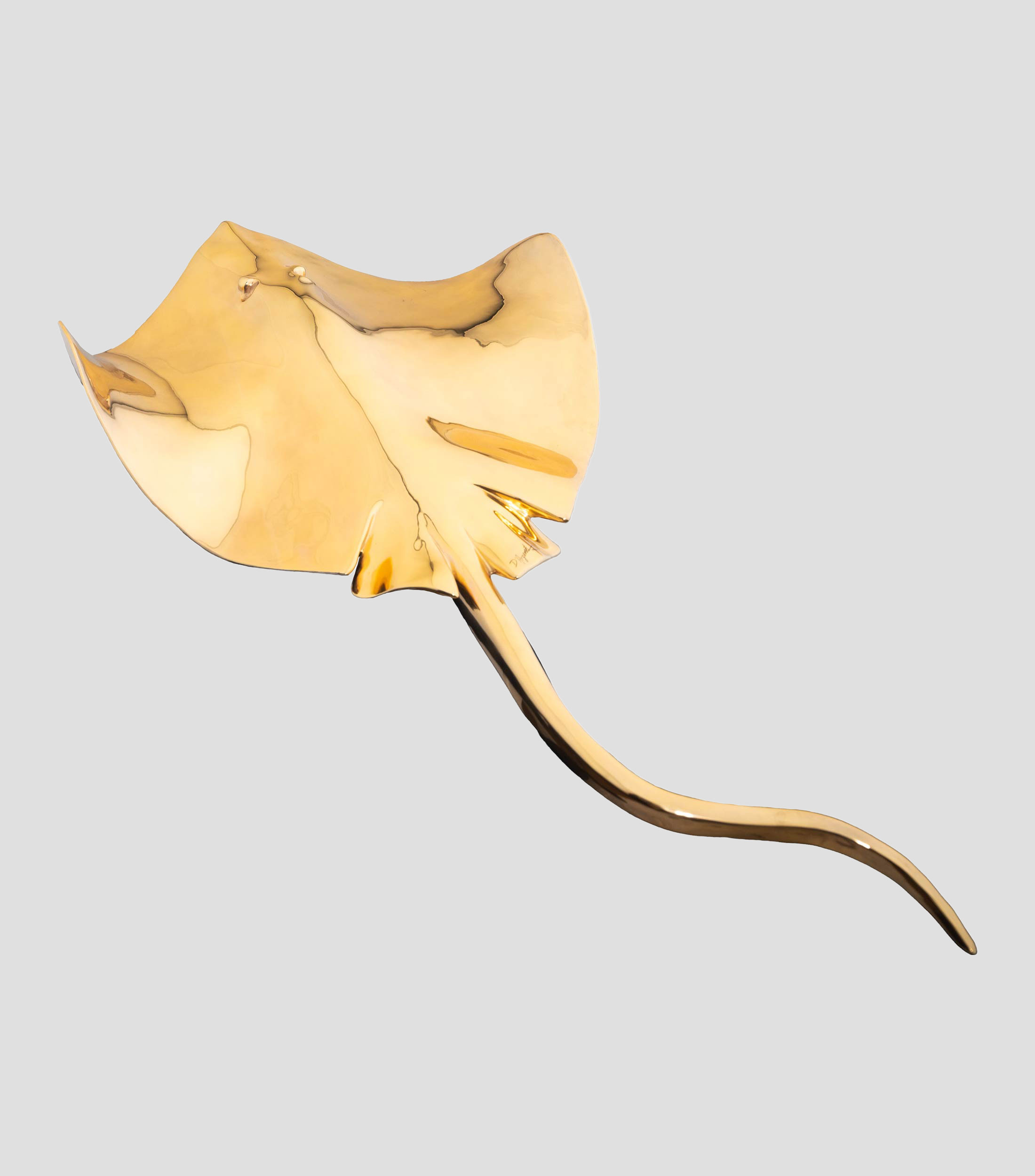 Mantarraya Grande Oro