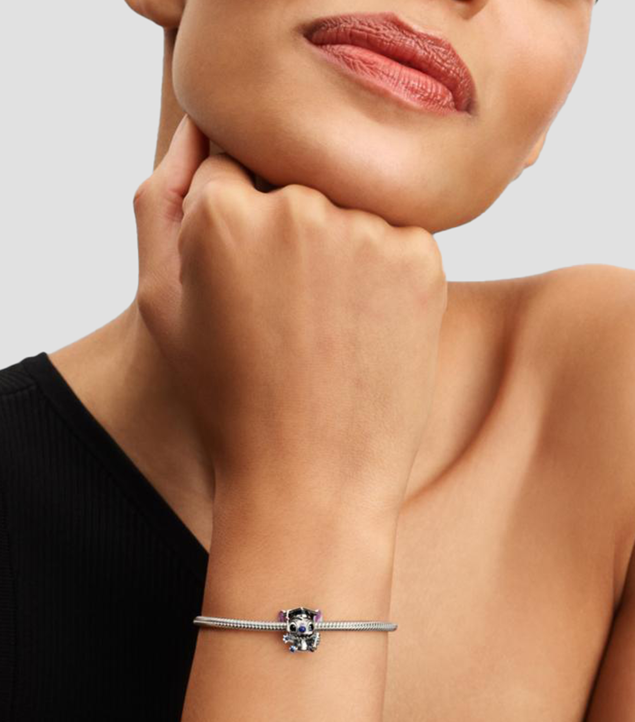 Charm en plata .925 Stitch Graduation 2025 Unisex
