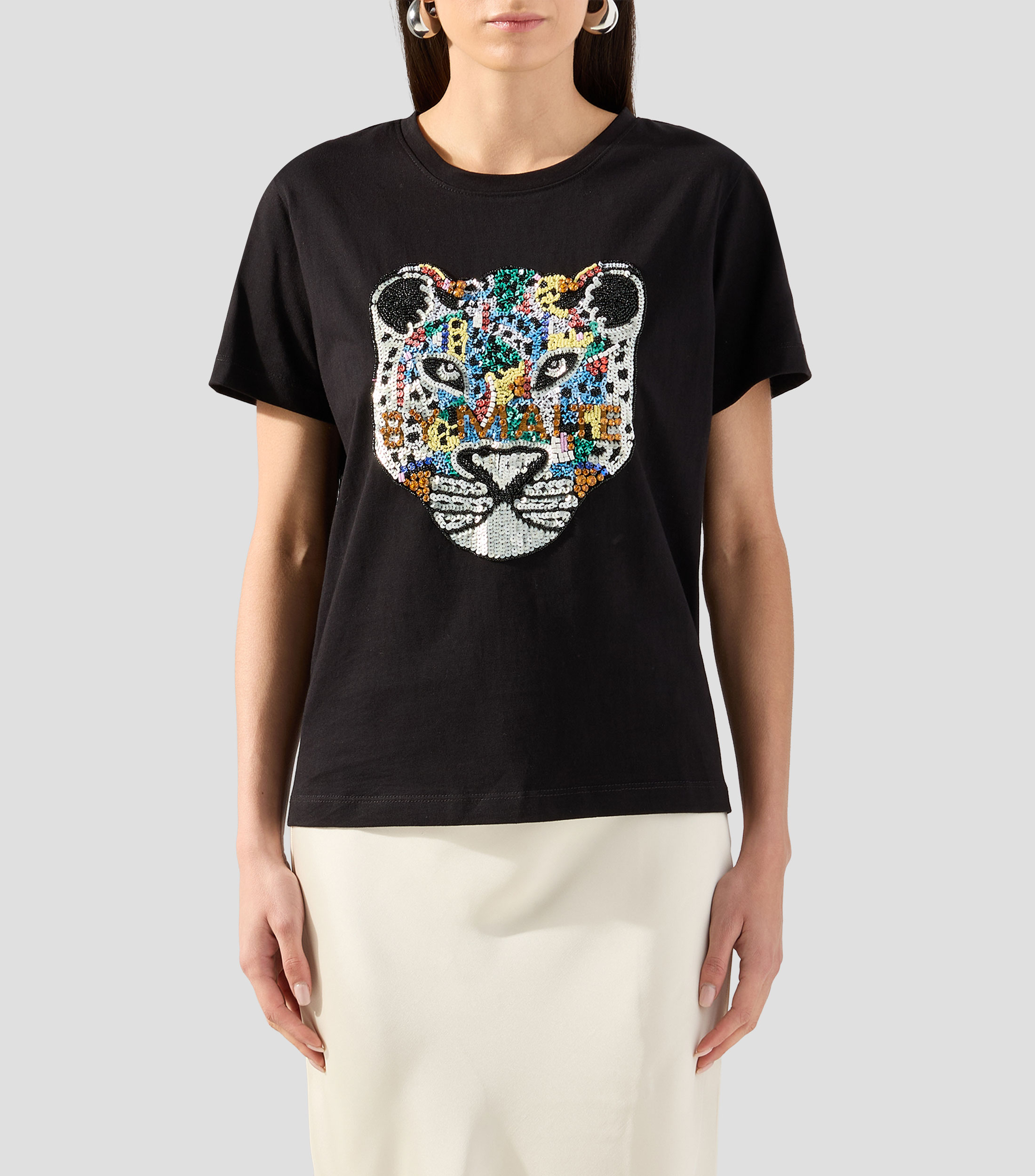 Playera cuello redondo manga corta fantasía Mujer