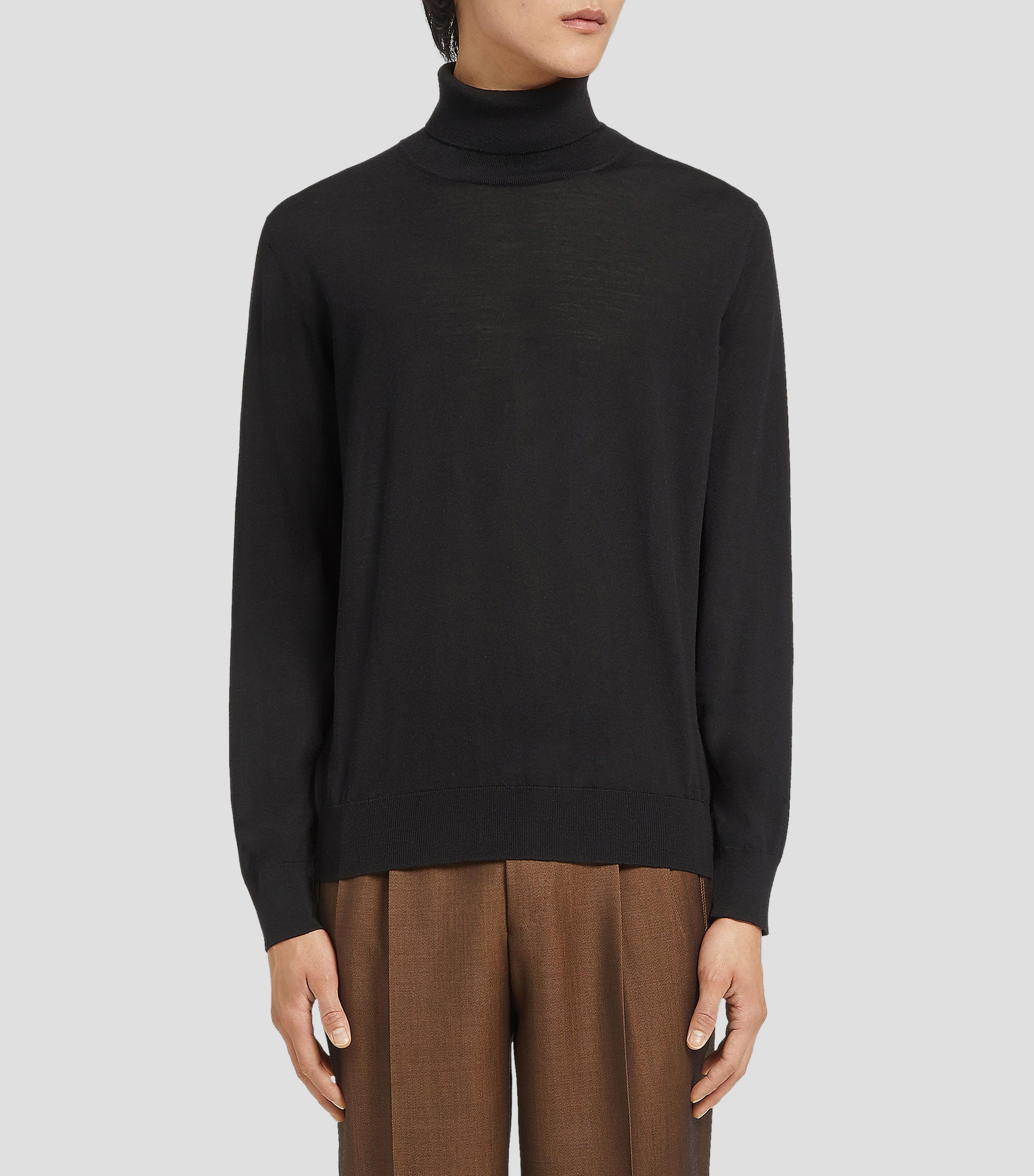 Sueter cuello alto Hombre