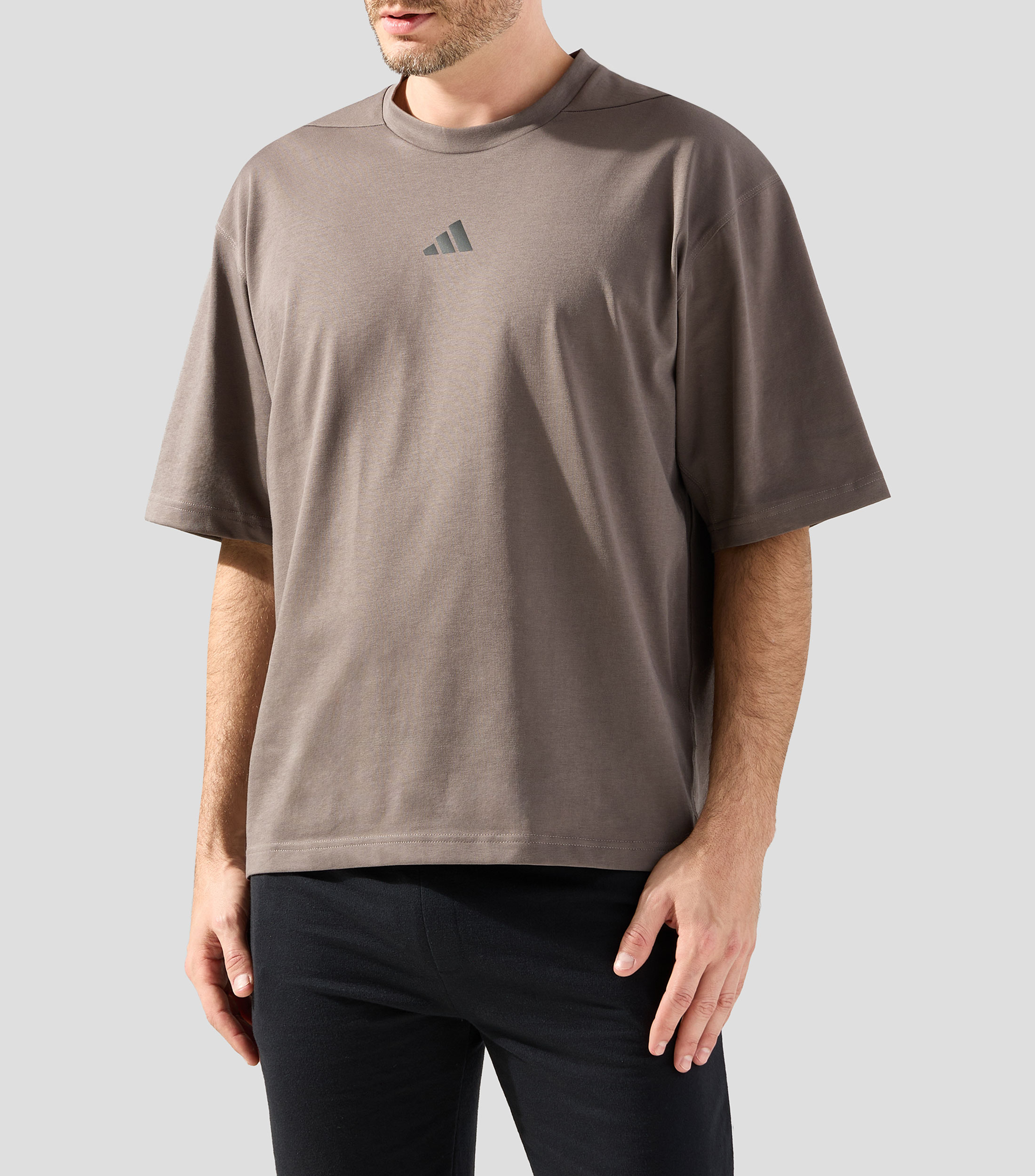 Playera cuello redondo manga corta estampada Hombre