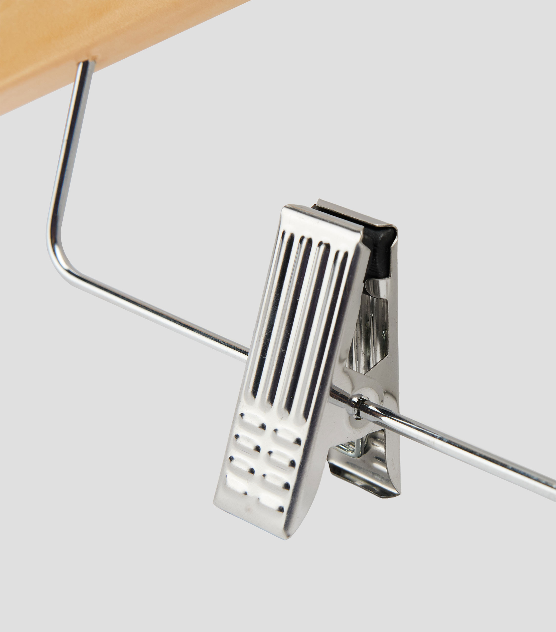 Gancho Junior Clip en madera