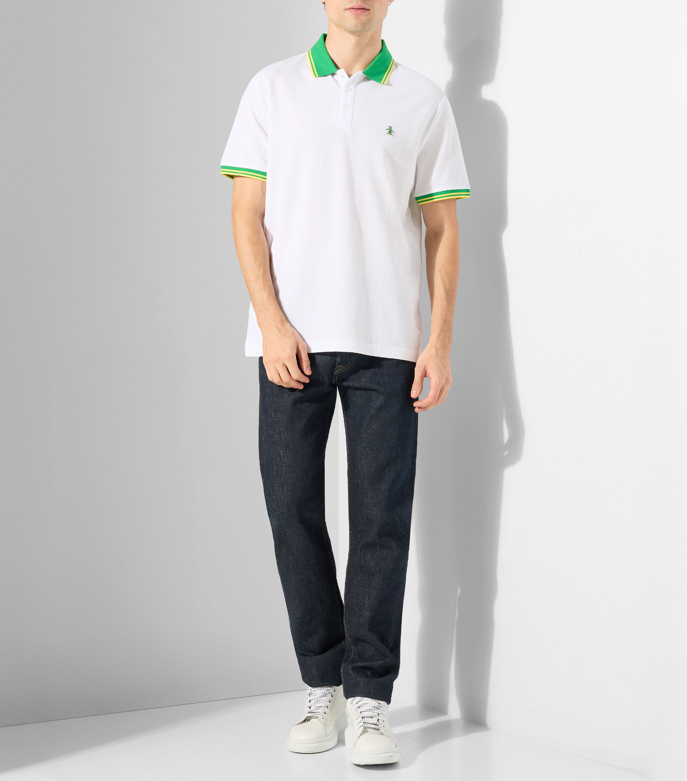 Playera tipo polo con manga corta lisa Hombre