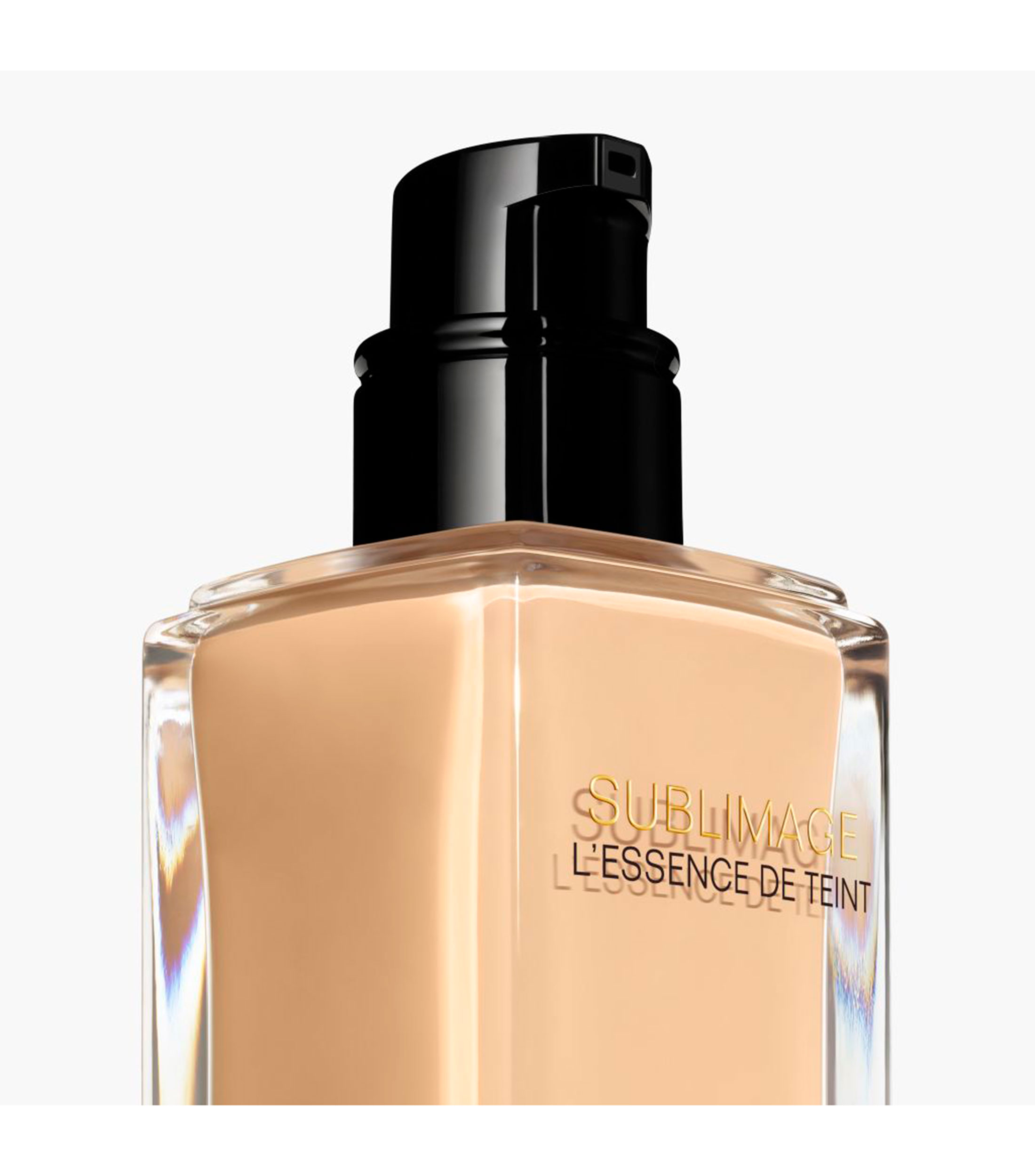 BASE DE MAQUILLAJE EN SUERO GENERADOR DE LUMINOSIDAD, 40 ML