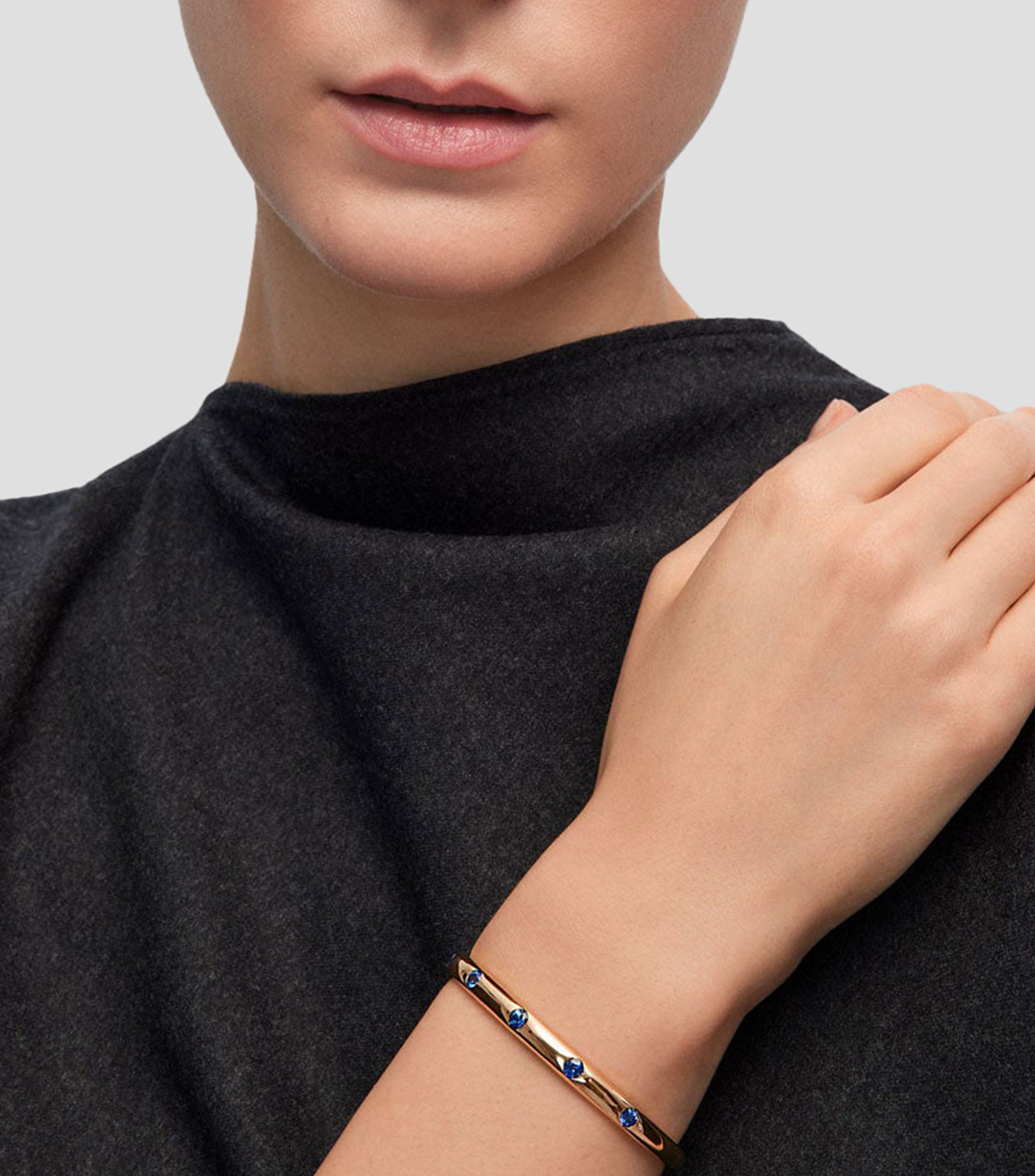 Pulsera en oro amarillo 18 Kilates con zafiros Mujer