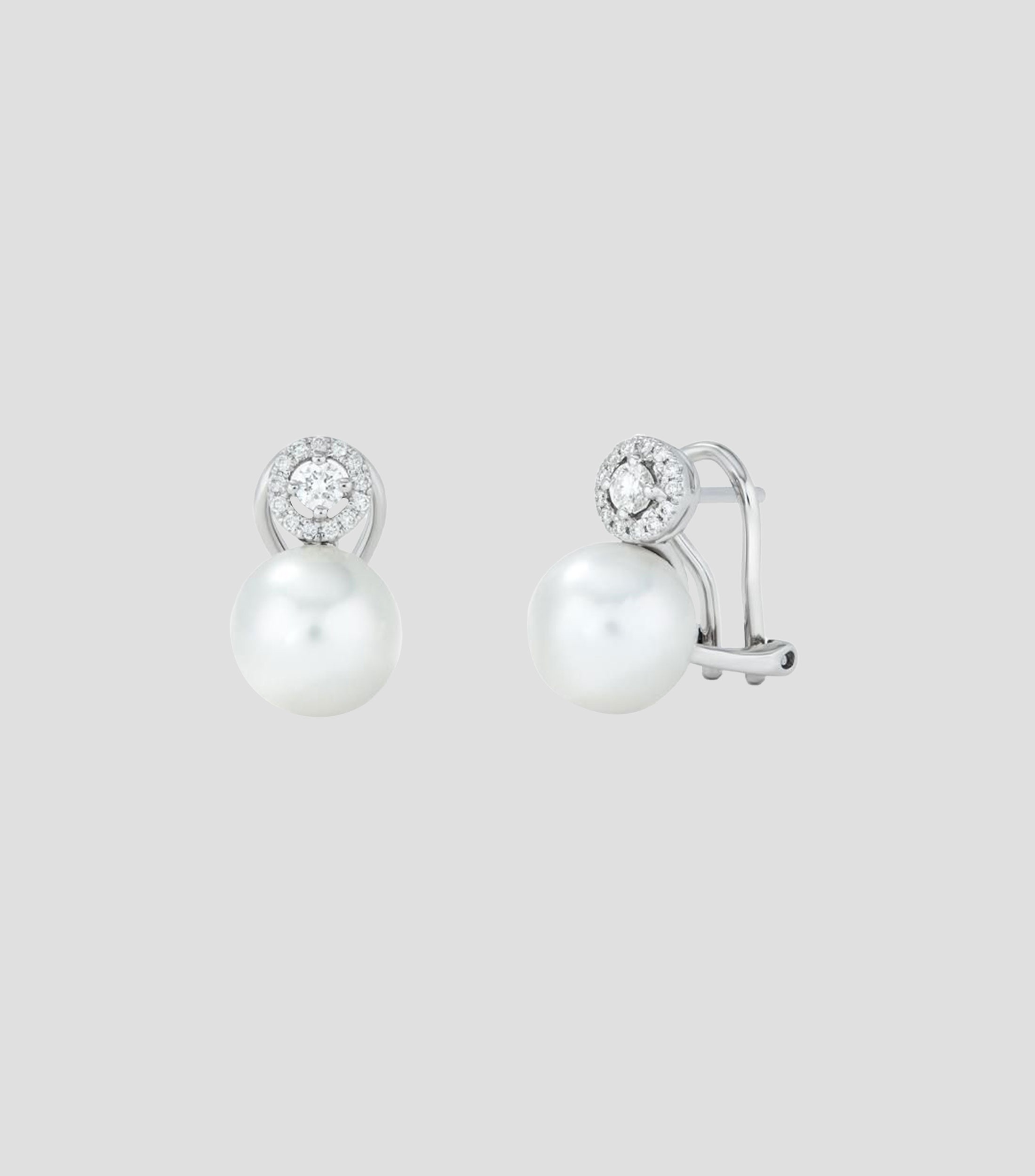Aretes de aro en Oro blanco de 18 Kilates con 2 perlas y diamantes en talla brillante Mujer