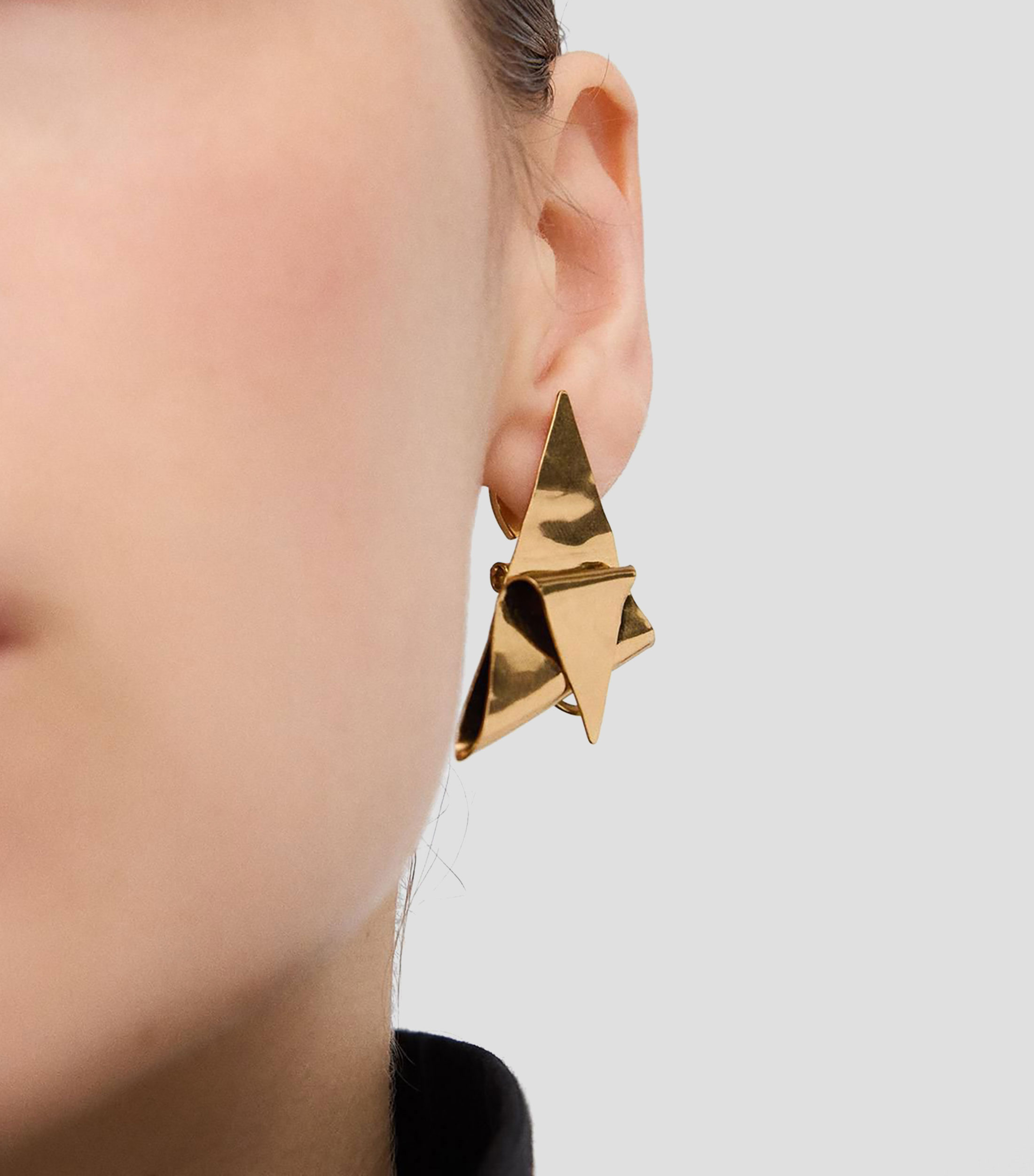 Aretes triangulares medianos Mujer