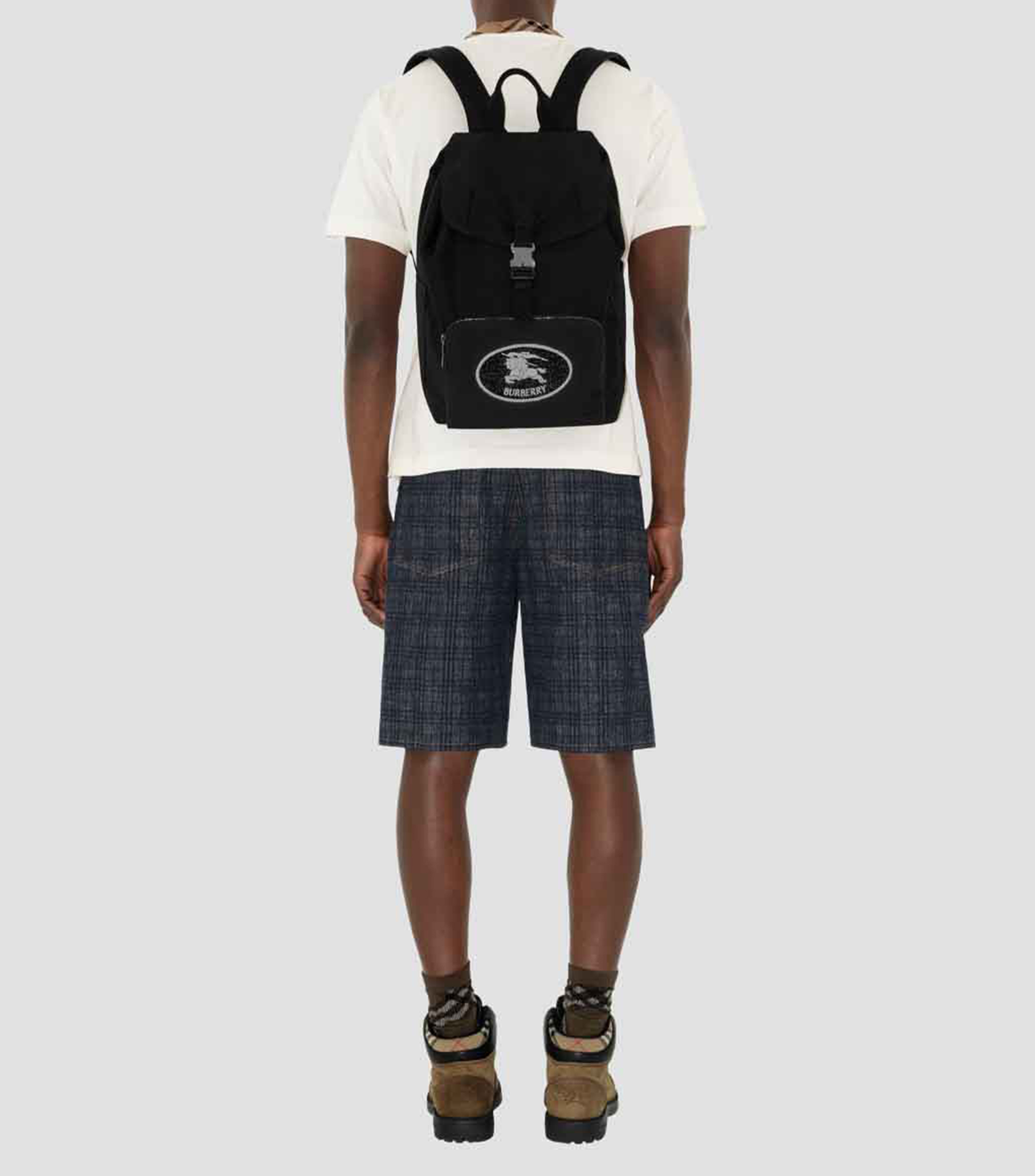 Mochila lisa Orkney con solapa Hombre
