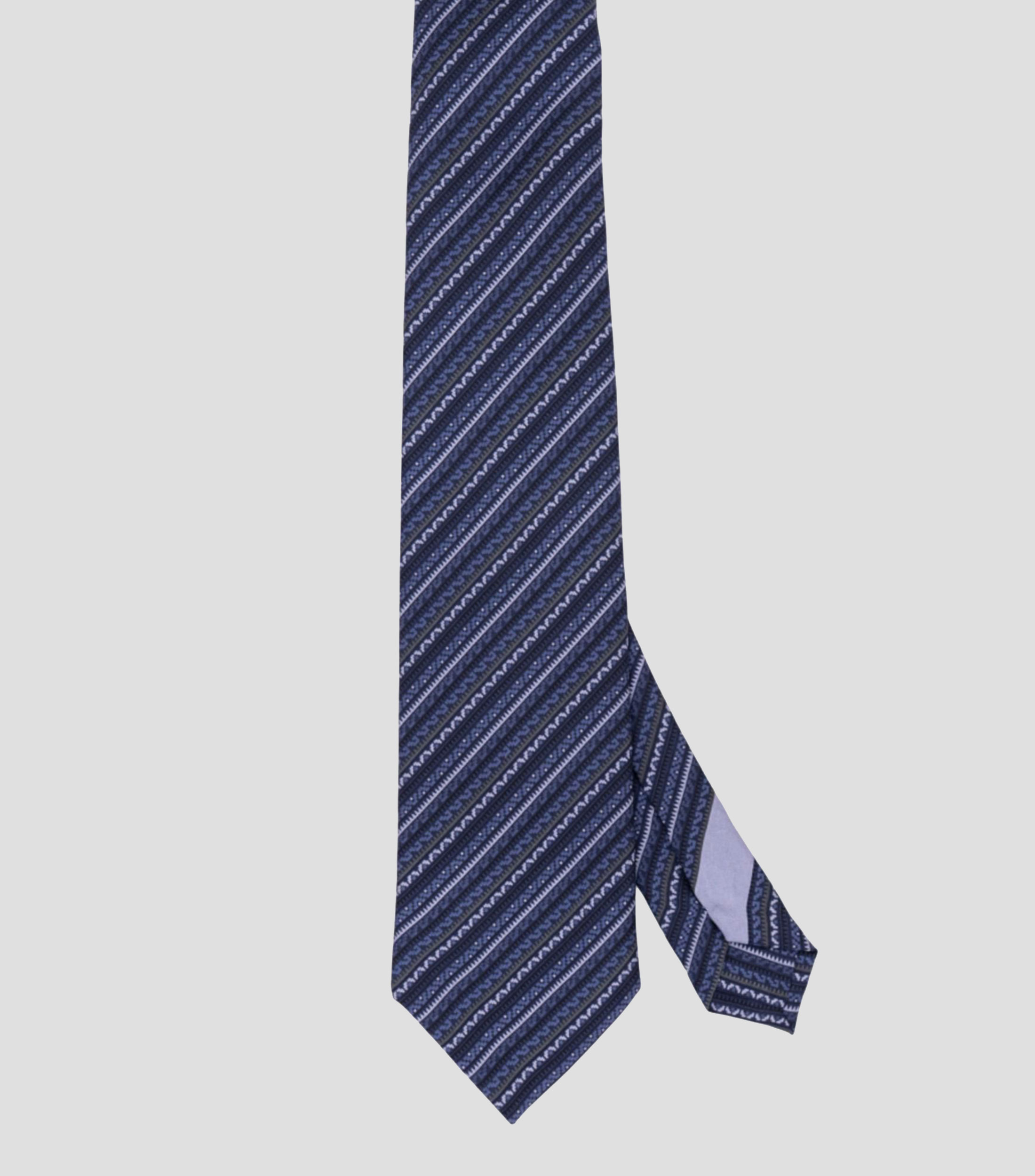 Corbata ancha en seda negra con azul Grecas Prehispánicas