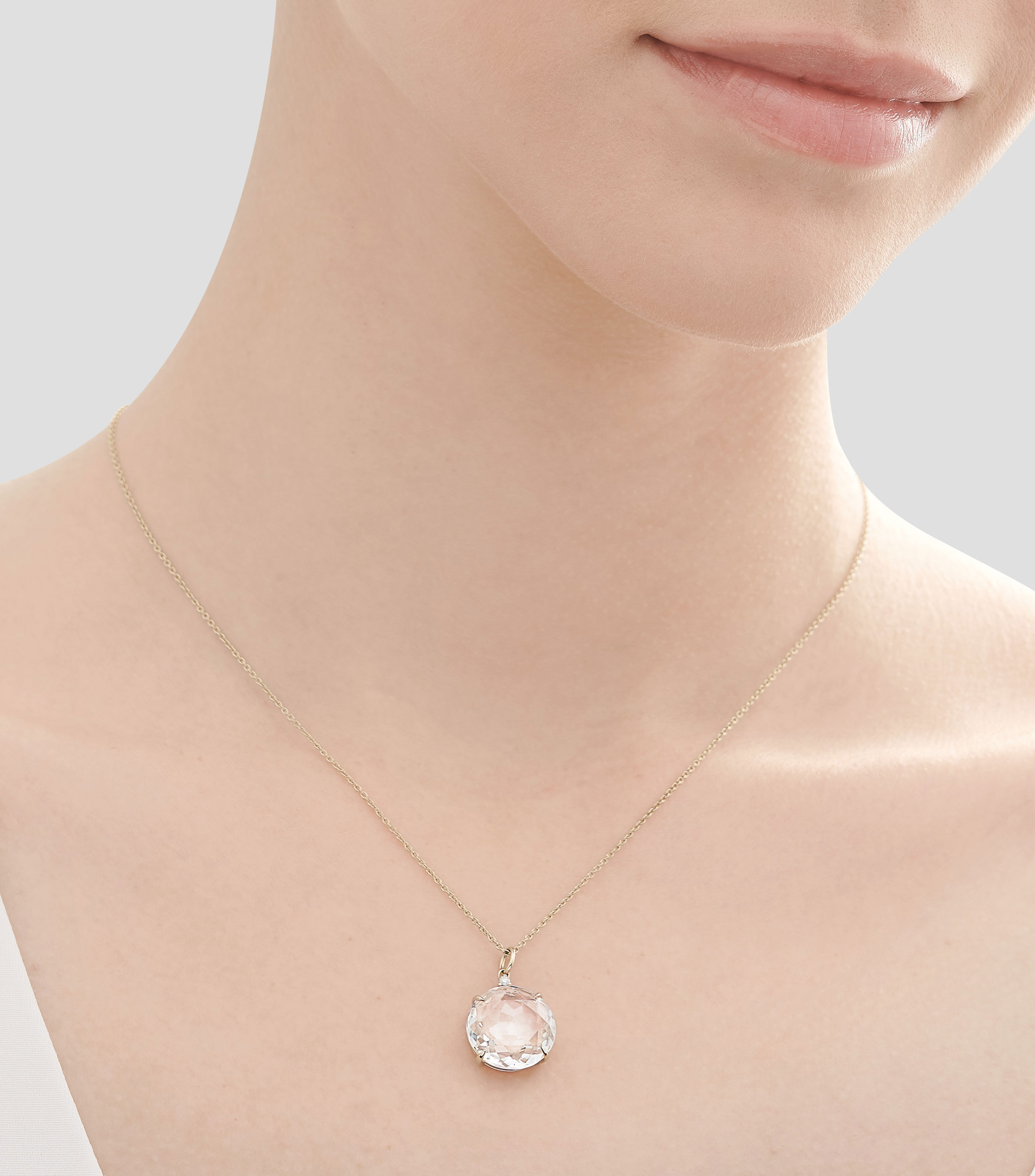 Collar en oro de 18 kilates con cristal de roca y diamante Rua das Pedras Mujer