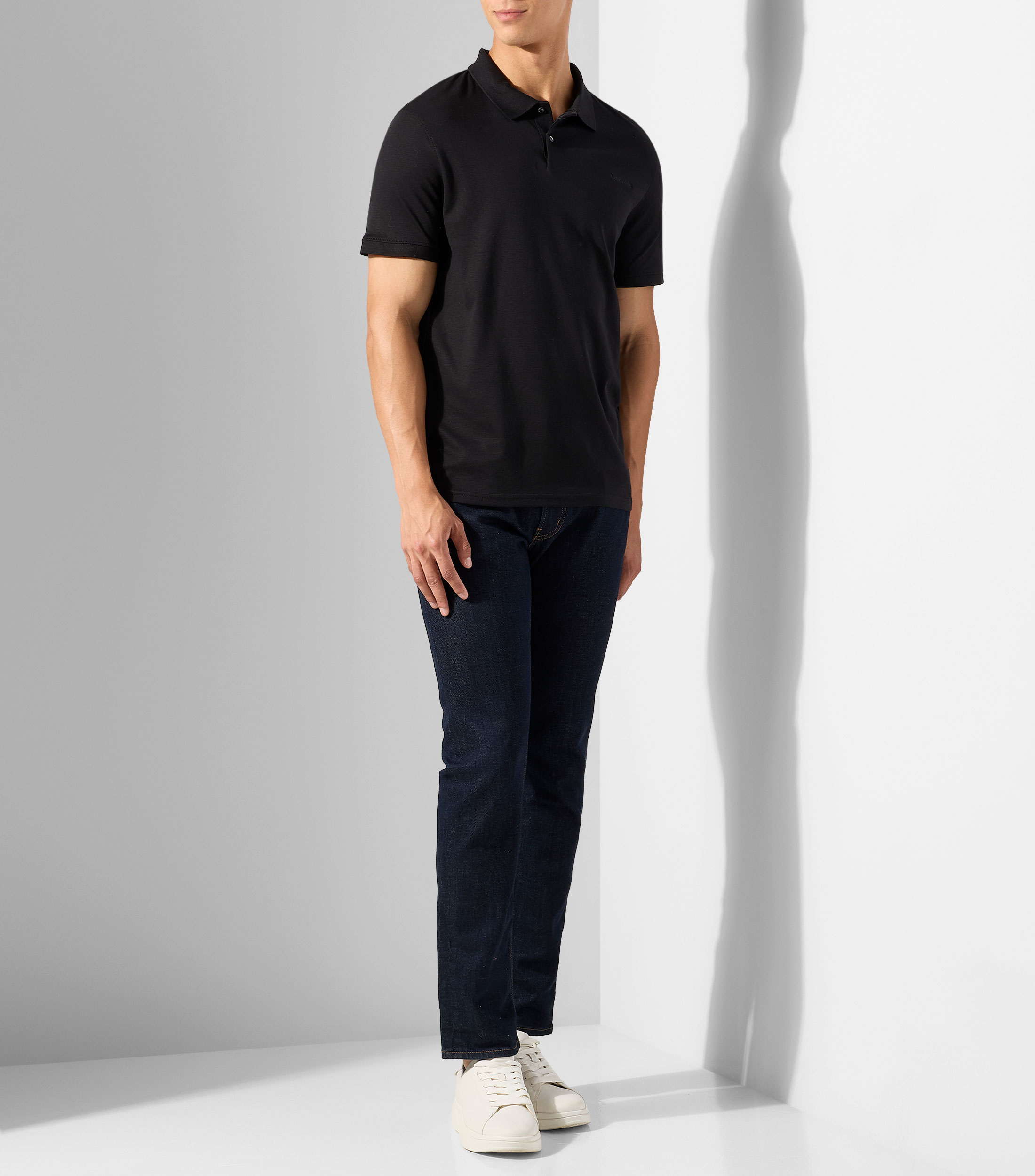 Playera tipo polo manga corta lisa Hombre