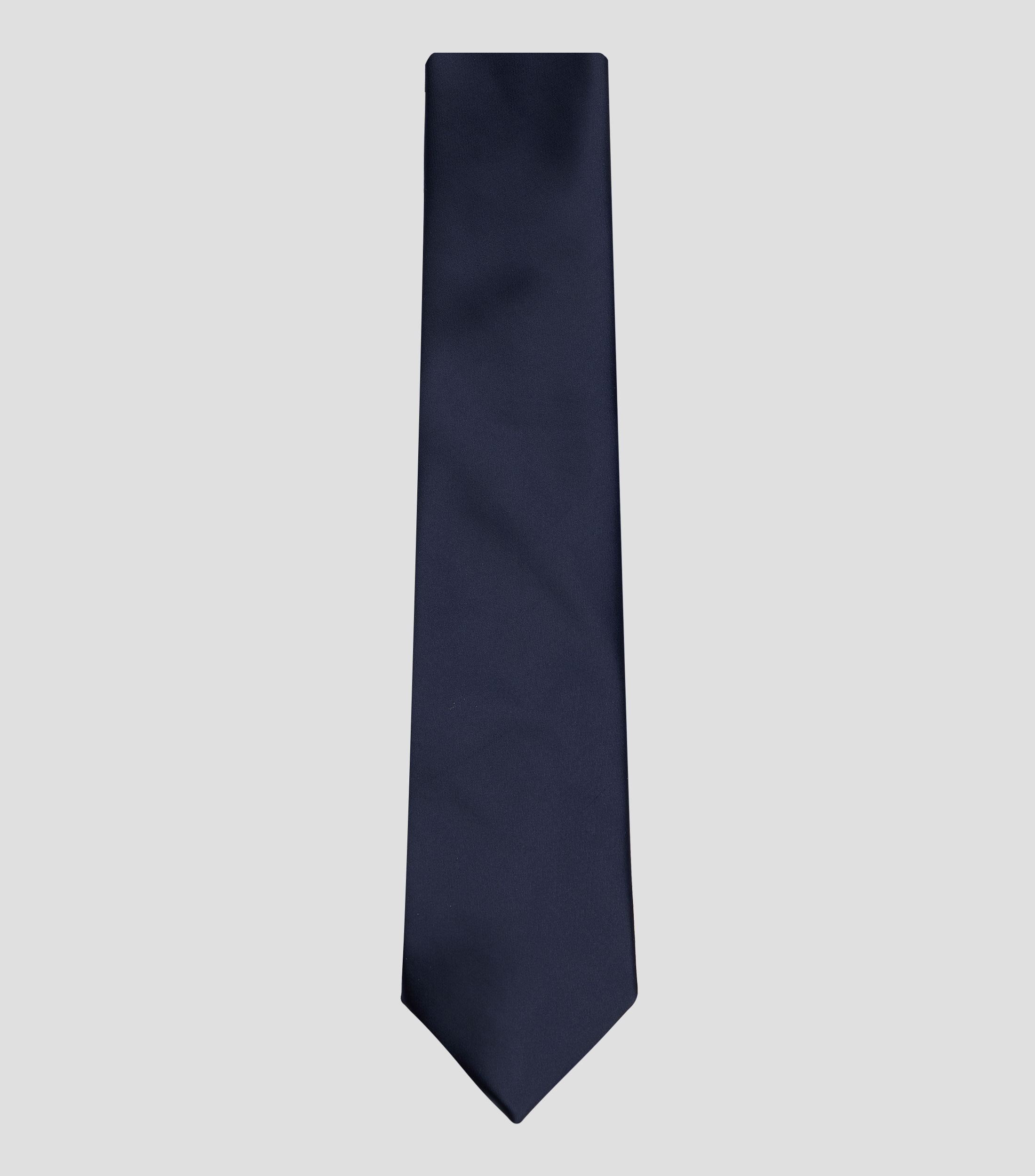 Corbata ancha lisa