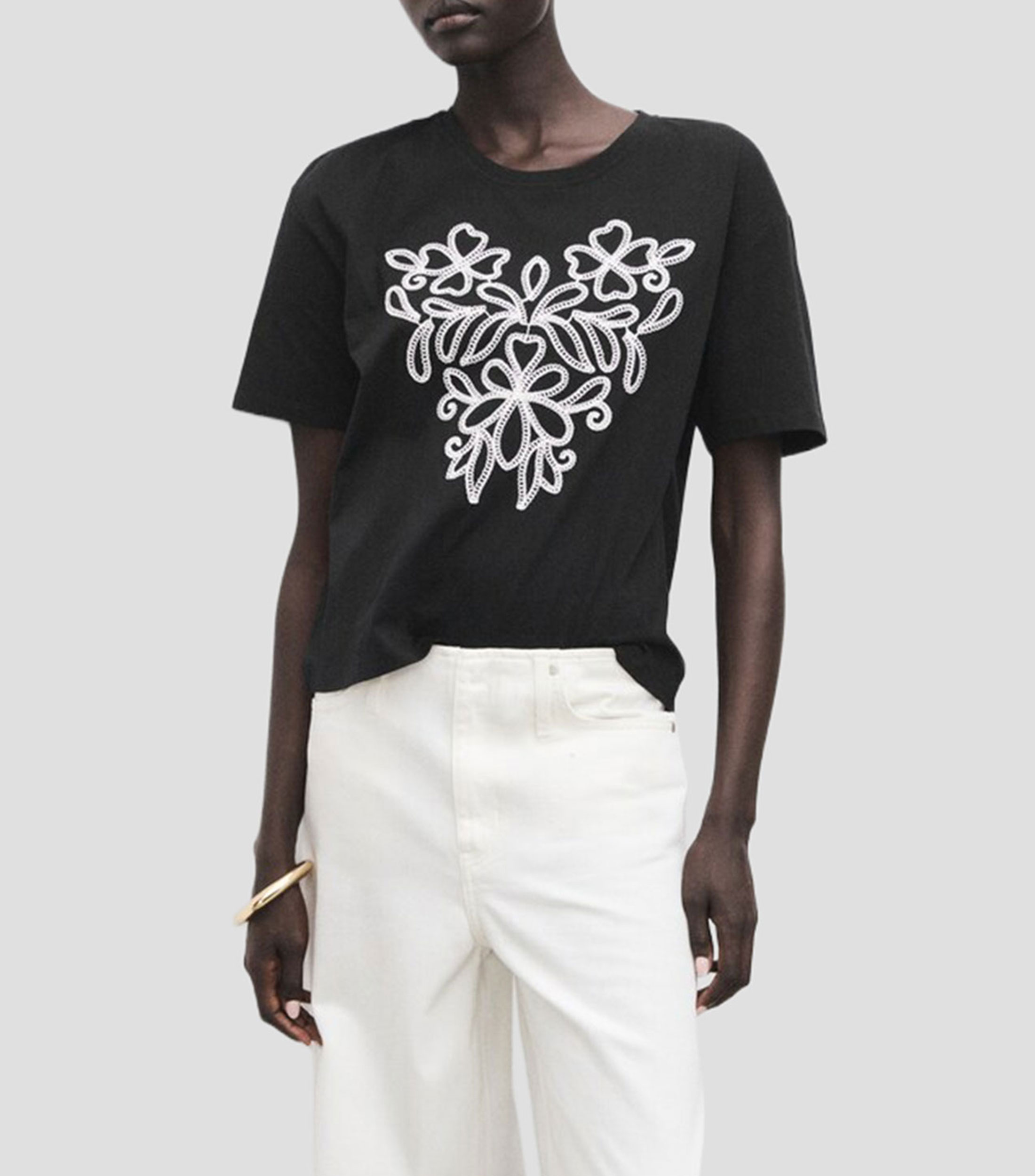 Playera cuello redondo manga corta Mujer