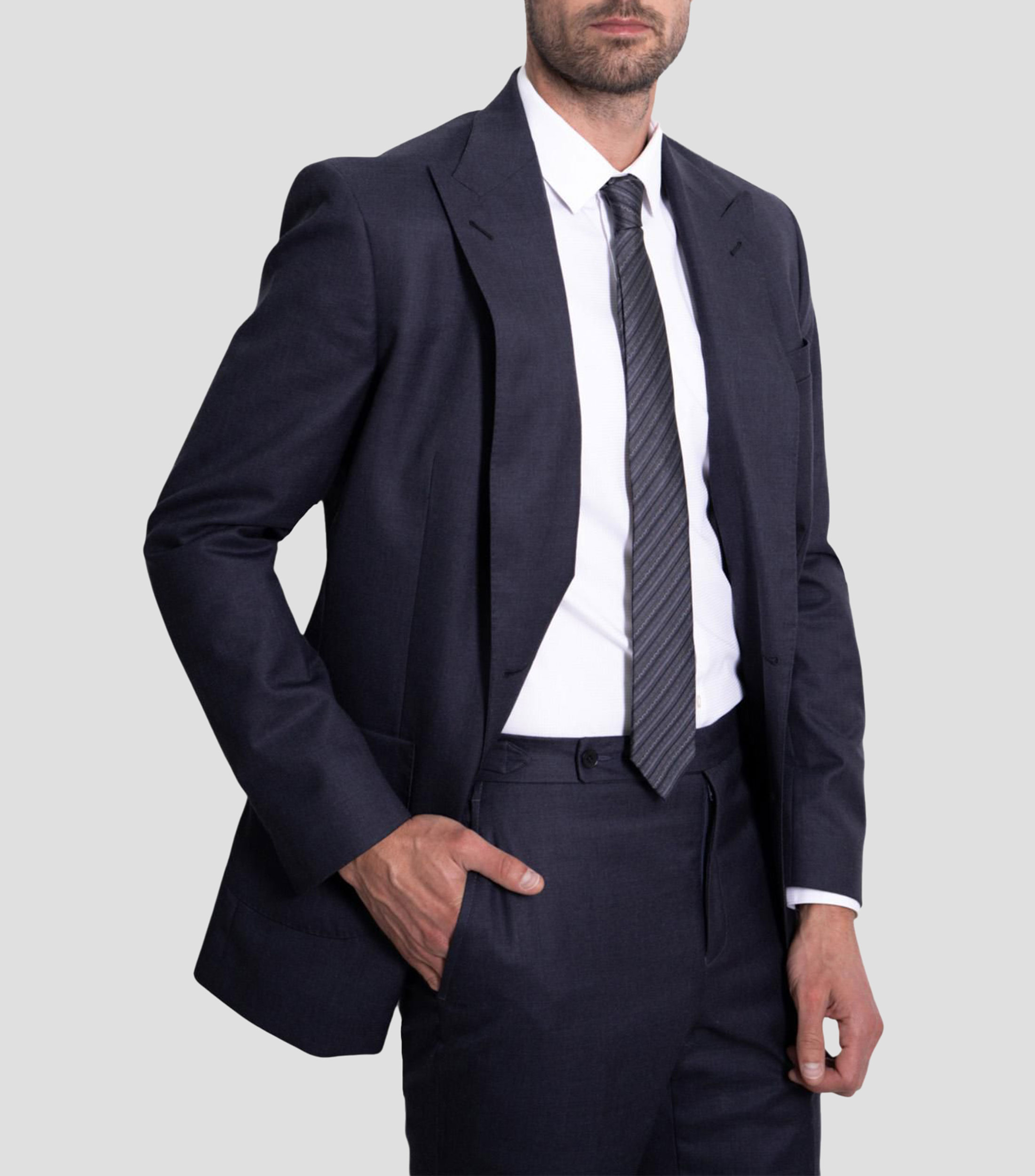 Corbata delgada de seda negra con gris y grecas prehispánicas