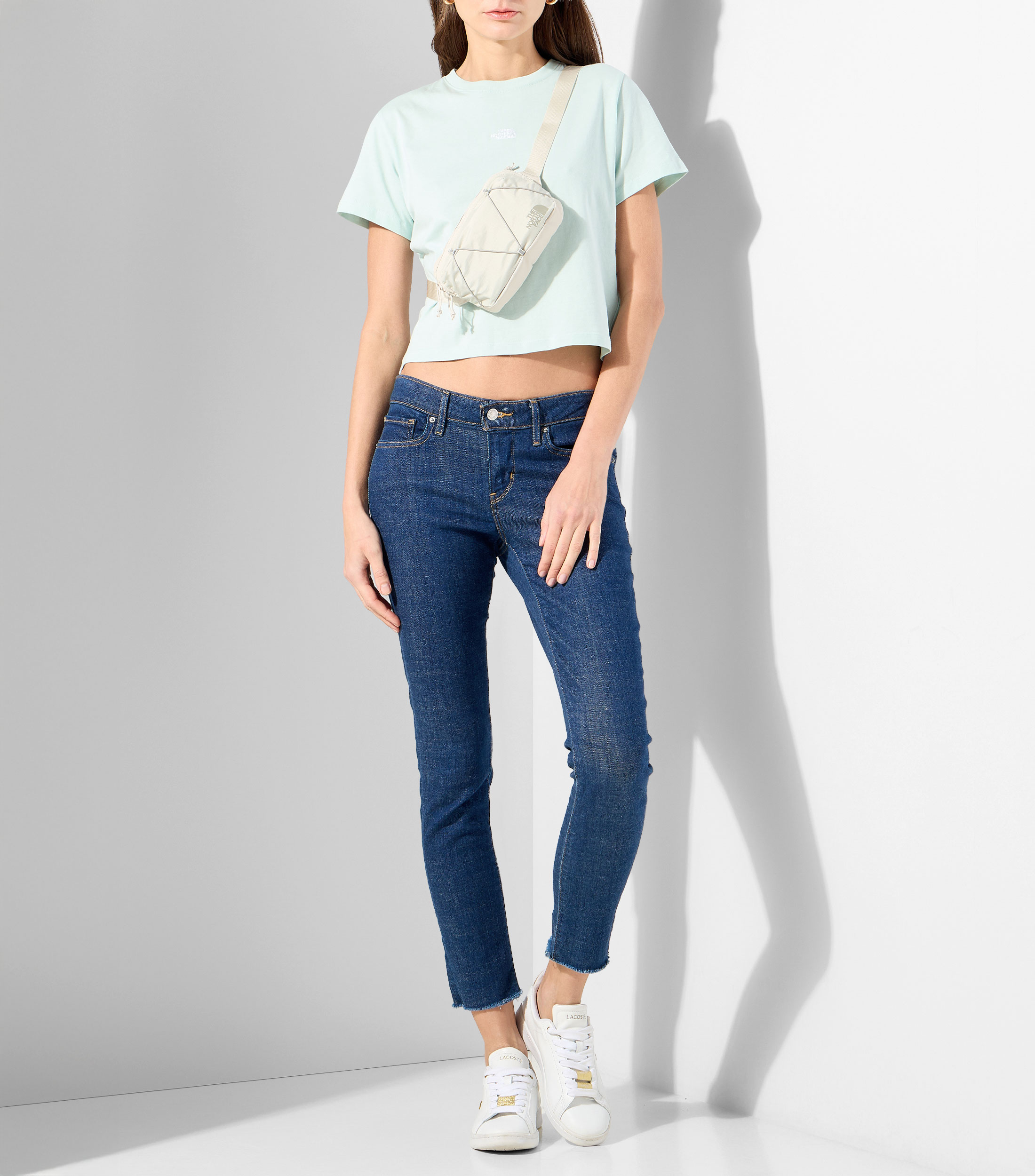 Playera cuello redondo manga corta fantasía Mujer