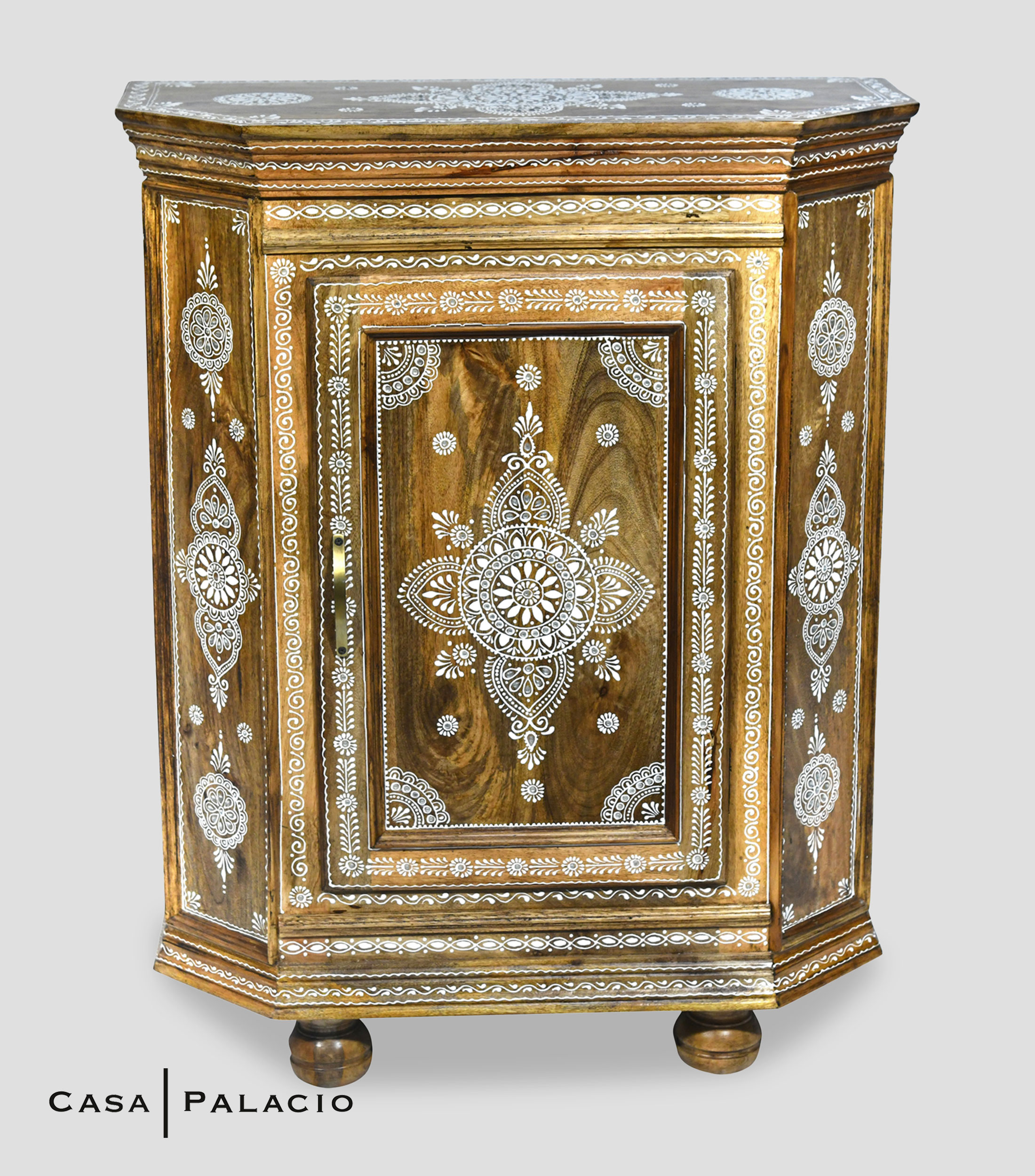 Cómoda Humming Bird en madera de mango