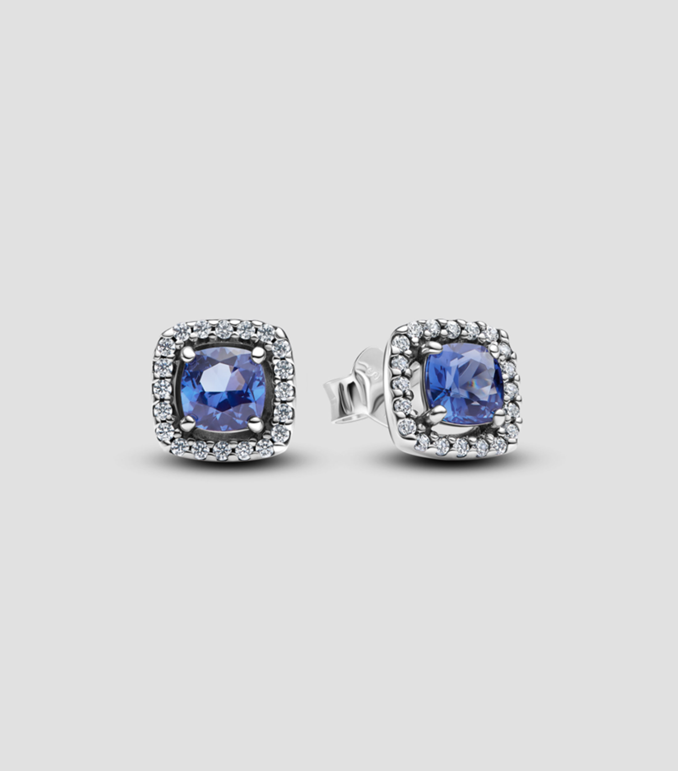 Aretes en Plata Boton cuadrado Mujer