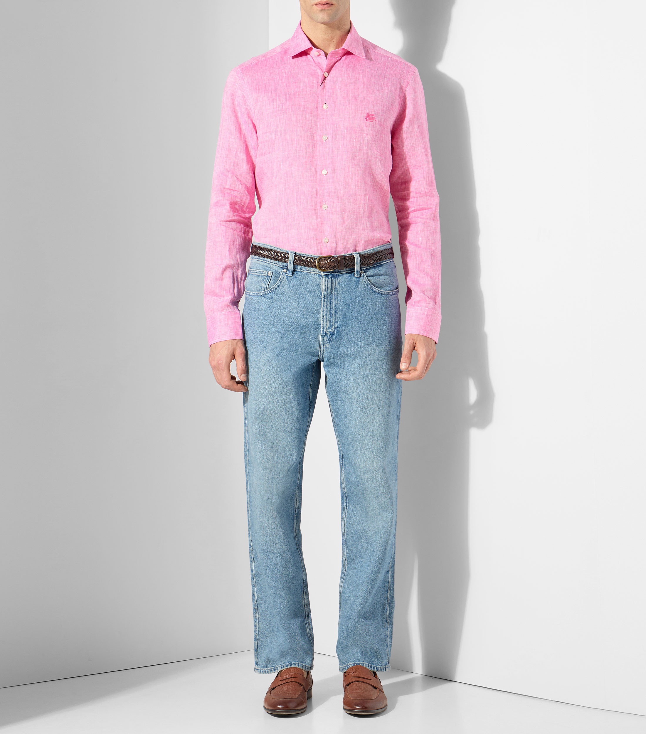 Camisa lisa en lino con manga larga Hombre