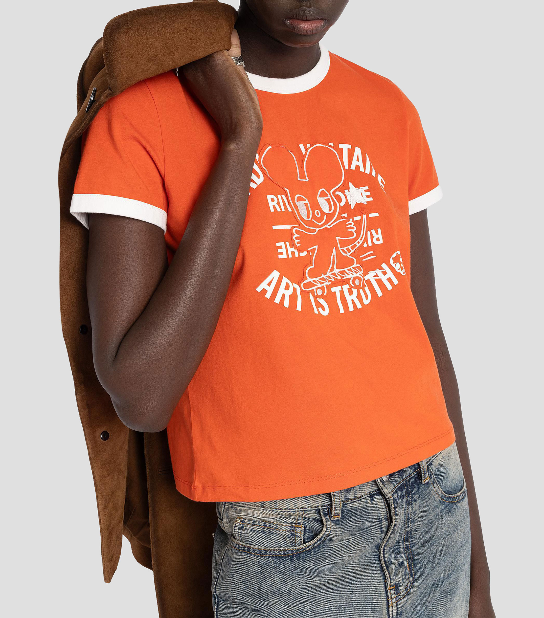 Playera cuello redondo manga corta estampada Mujer