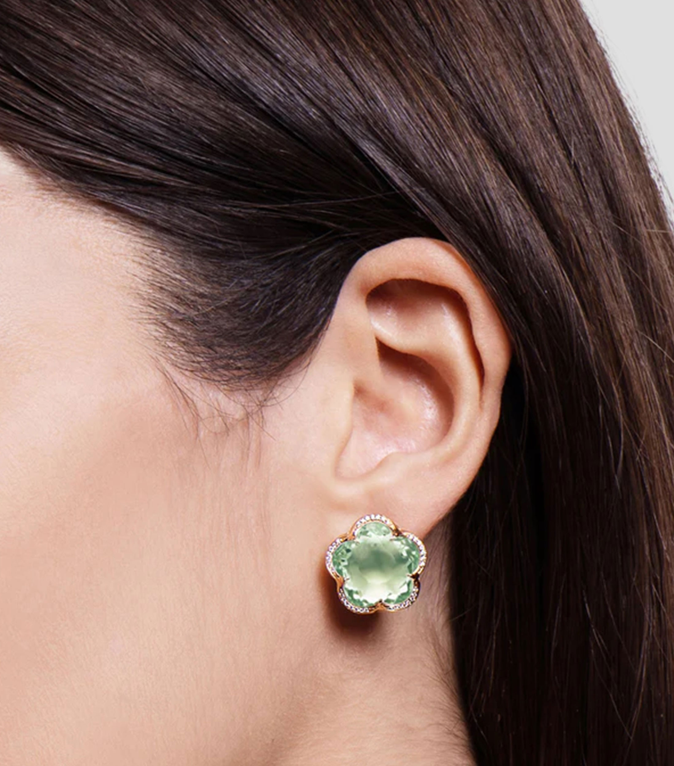 Aretes en oro rosa de 18 Kilates en forma de flor Bon Ton Mujer
