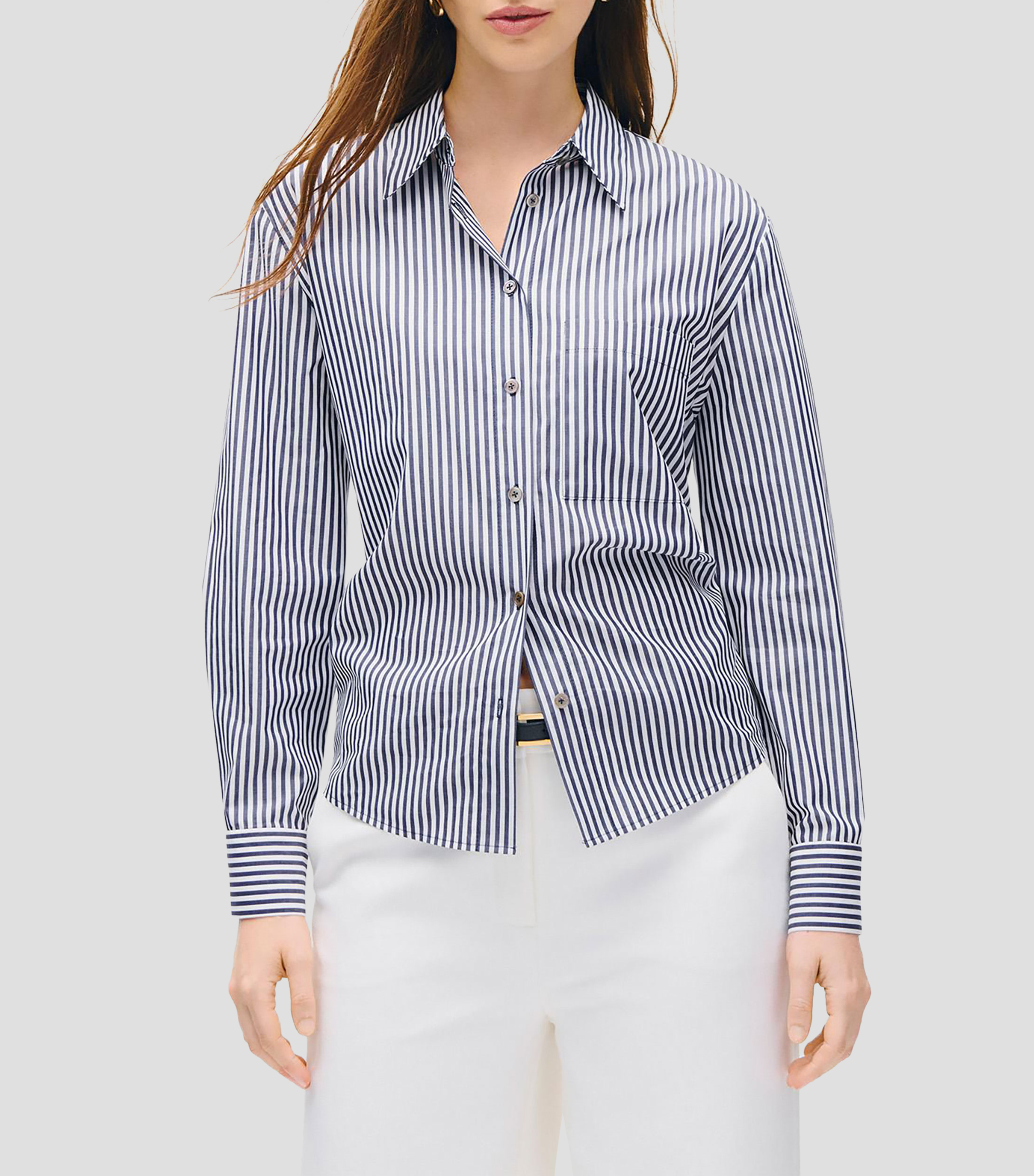 Camisa a rayas azul y blanco, bolsillo de parche Mujer
